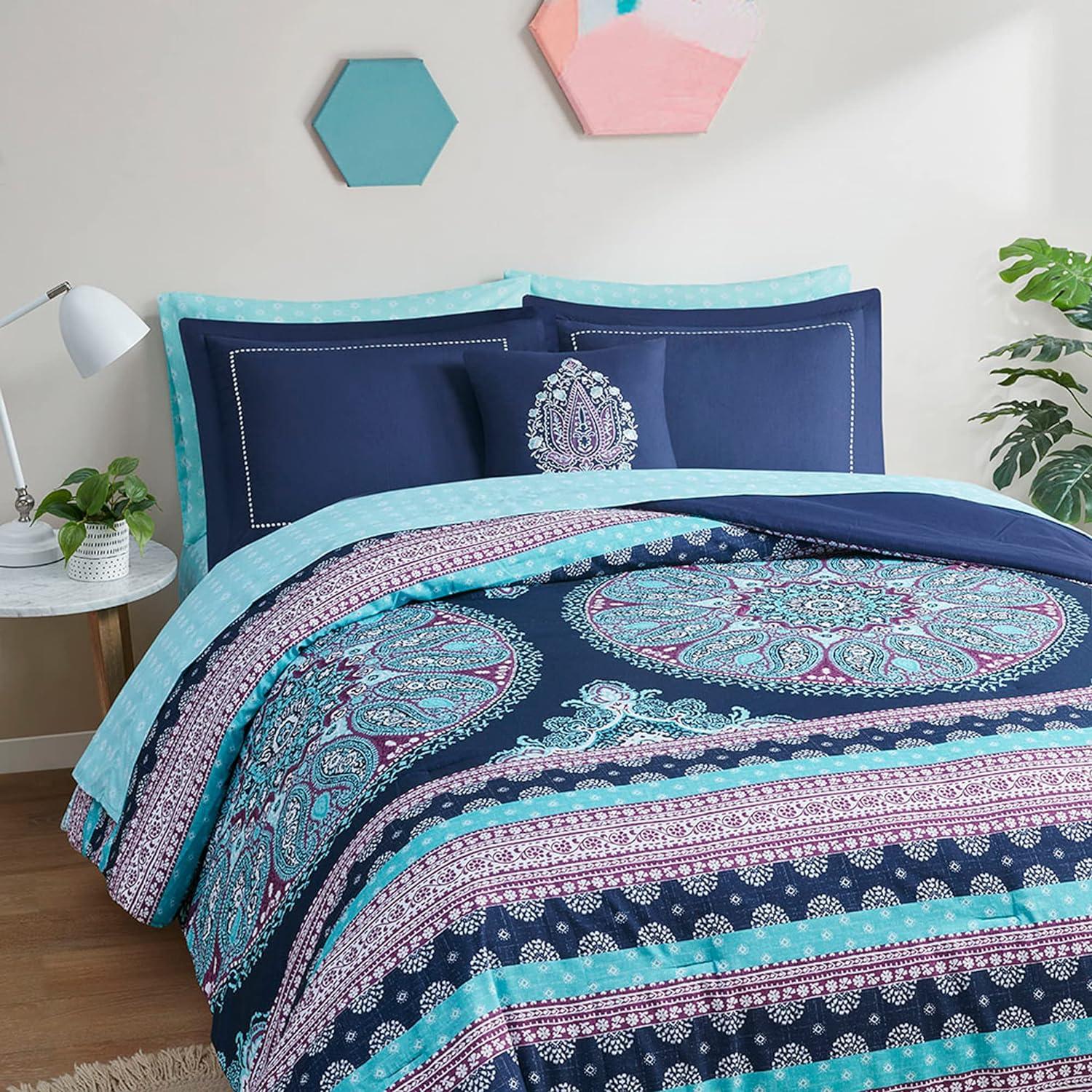 Boho Coral and Aqua Microfiber Queen Bed-in-a-Bag Set