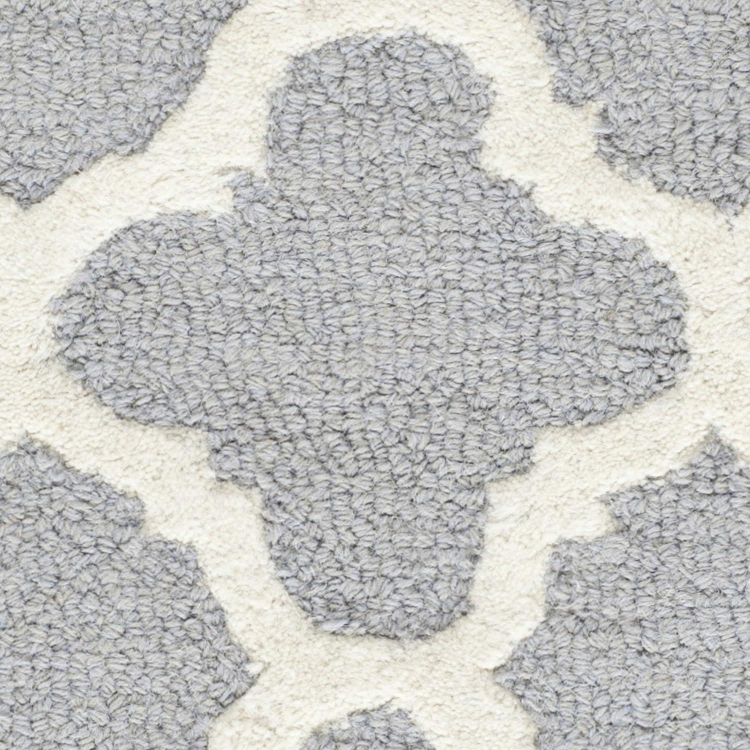 Cambridge CAM130 Hand Tufted Area Rug  - Safavieh