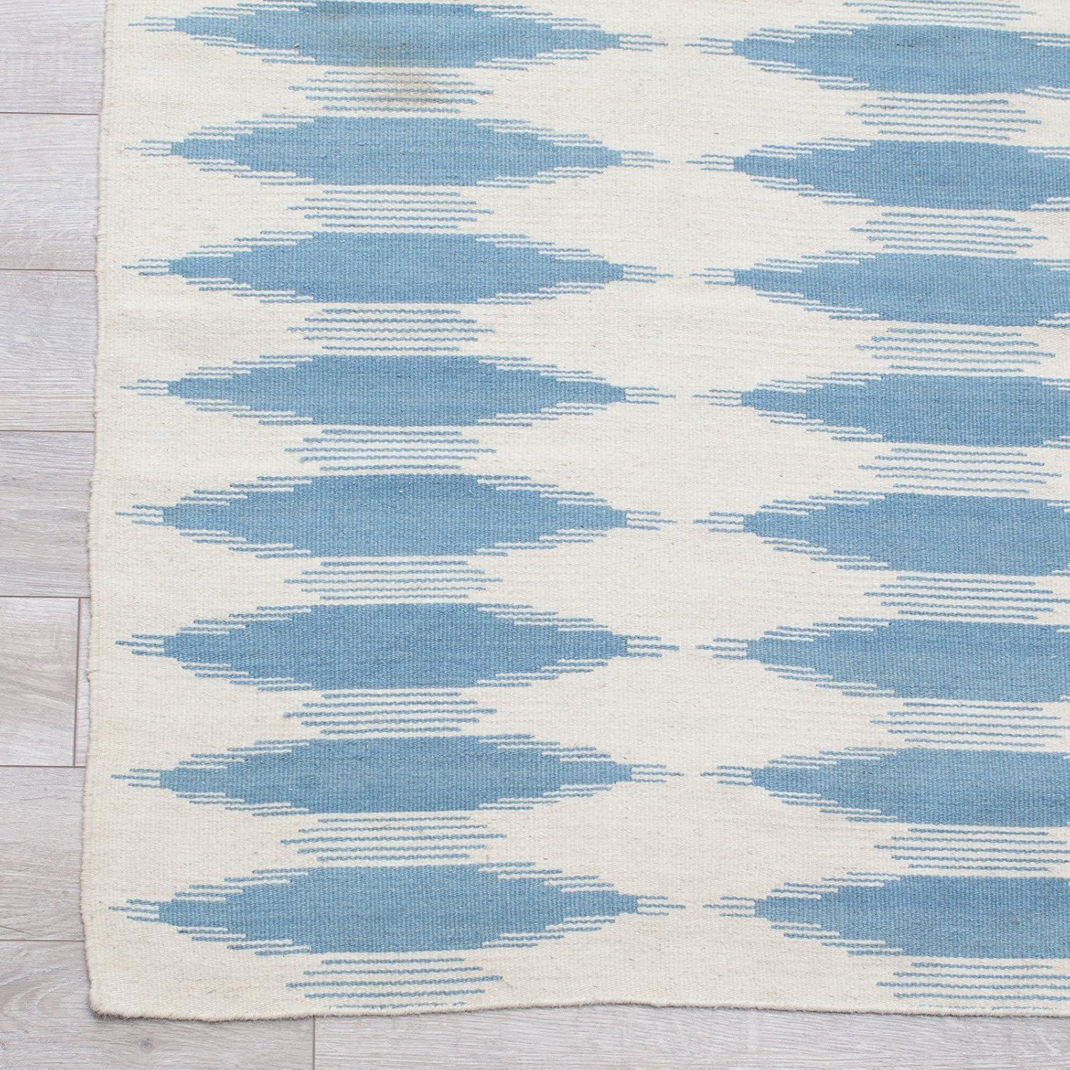 SAFAVIEH Kilim Wynonna Geometric Wool Area Rug, Ivory/Blue, 9' x 12'