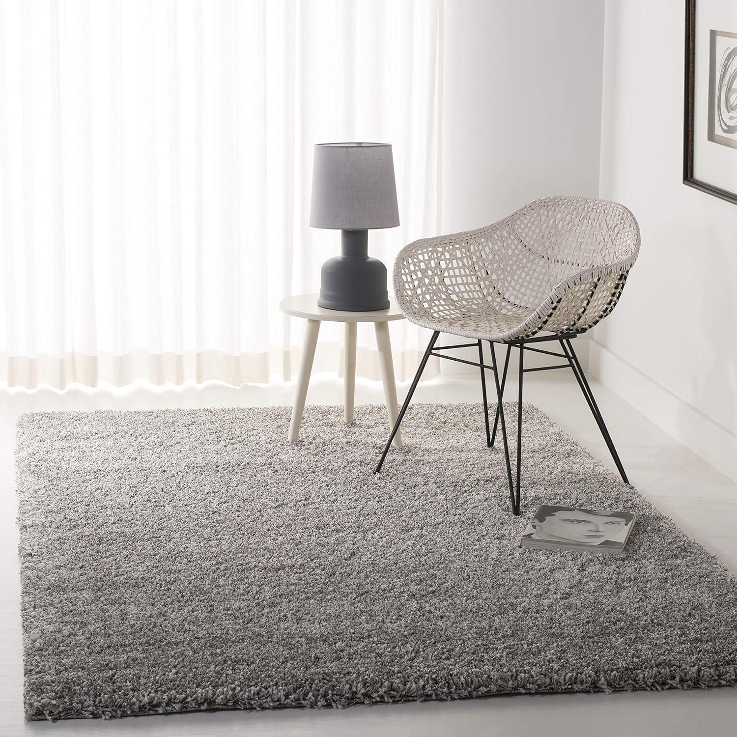 Shag SG151 Power Loomed Indoor Area Rug - Silver - 4'x4' - Safavieh.