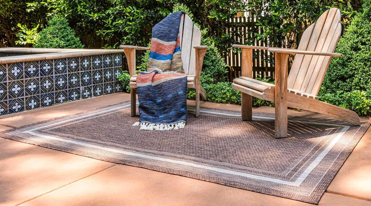 Unique Loom 5' 3 x 8' 0 Rectangle Indoor/Outdoor Border Brown Area Rug