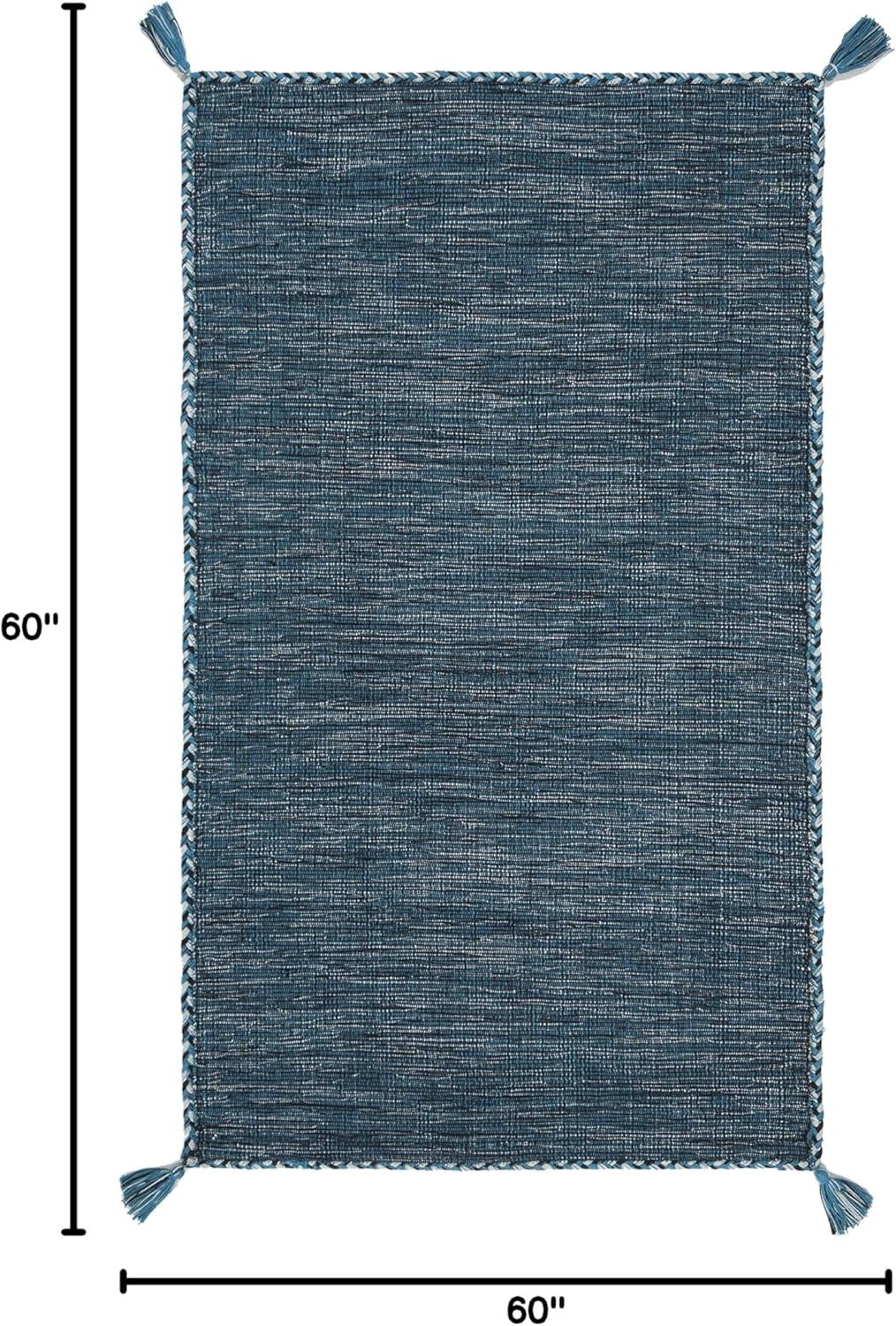 SAFAVIEH Montauk Bijar Solid Cotton Area Rug, Blue/Black, 2' x 3'