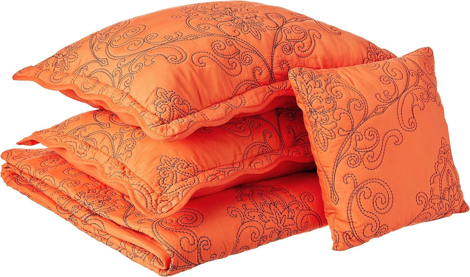 Home Soft Things Damask Embroidery Oversized 4 Piece Quilt Set