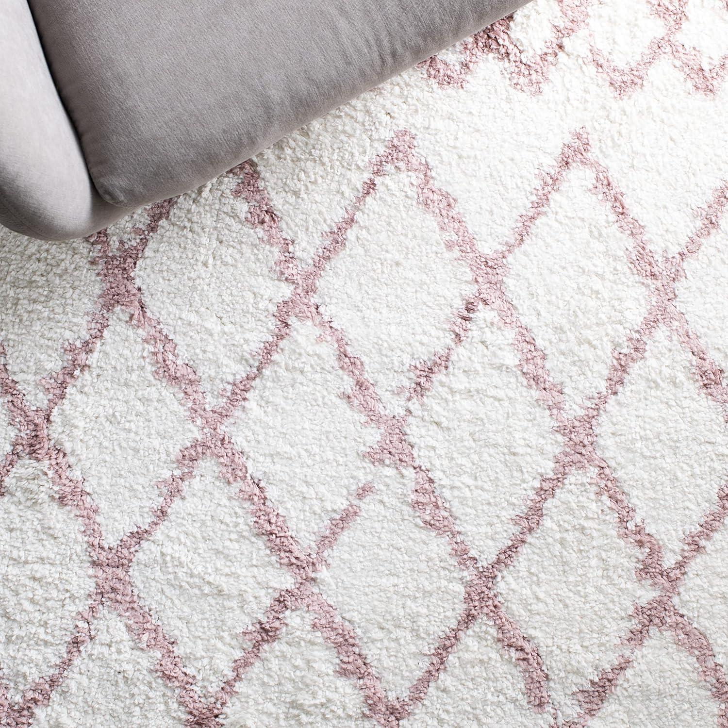 Berber Shag BER165 Power Loomed Indoor Area Rug - Ivory/Light Rose - 4'x6' - Safavieh