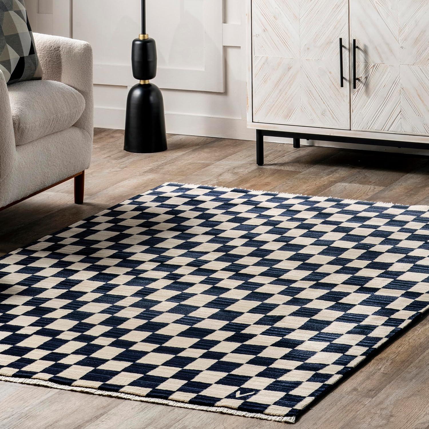 Nuloom Dominique Abstract Checkered Fringe Area Rug