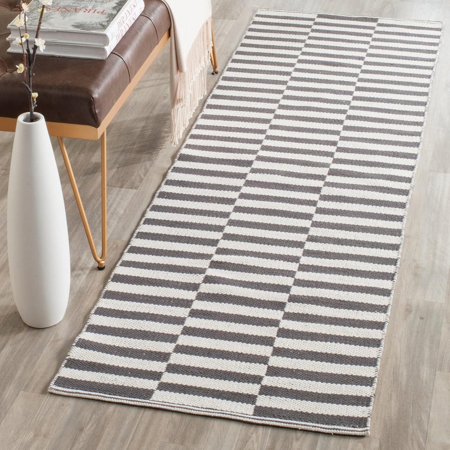 Montauk MTK715 Hand Woven Indoor Accent Rug - Ivory/Grey - 2'6"x4' - Safavieh