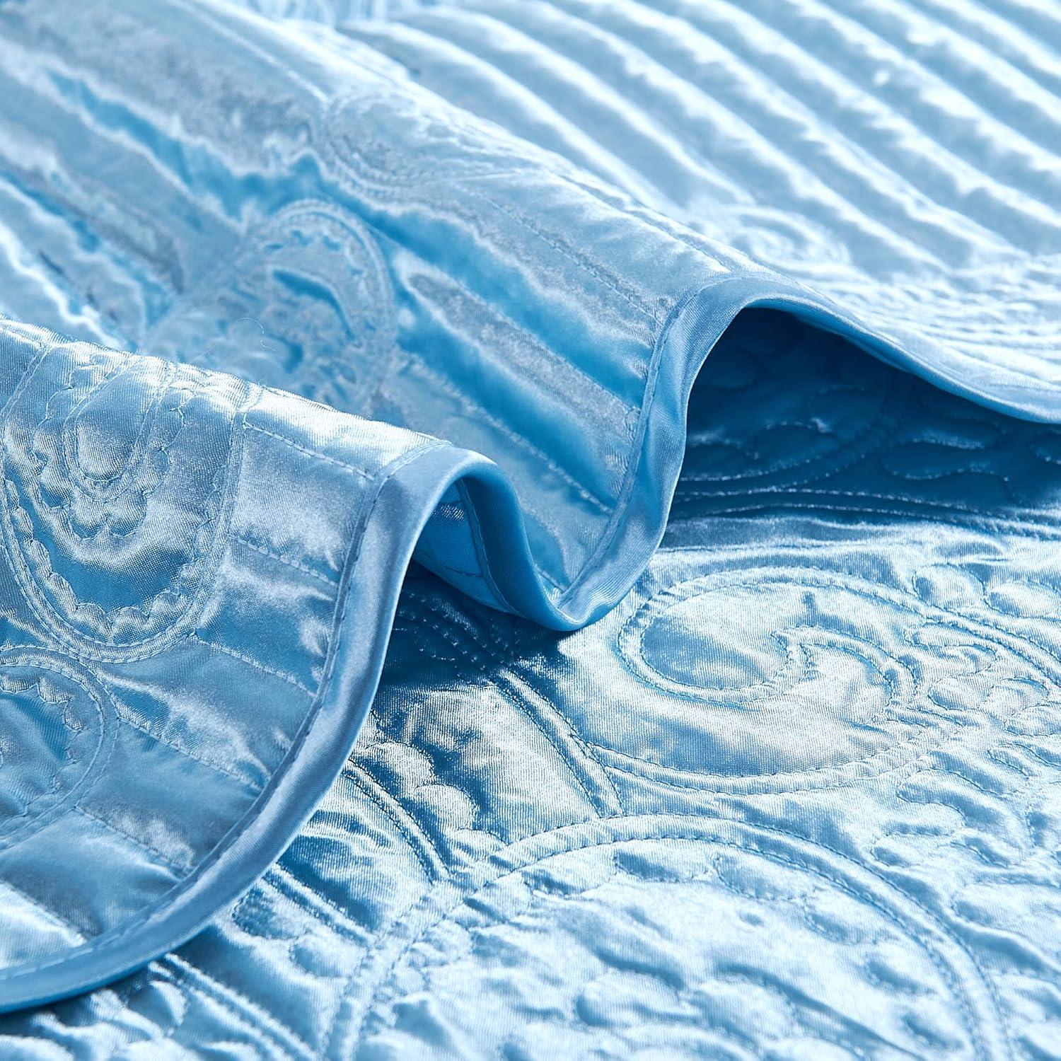 Serenta 4 Piece Quilted Satin Bedspread Set