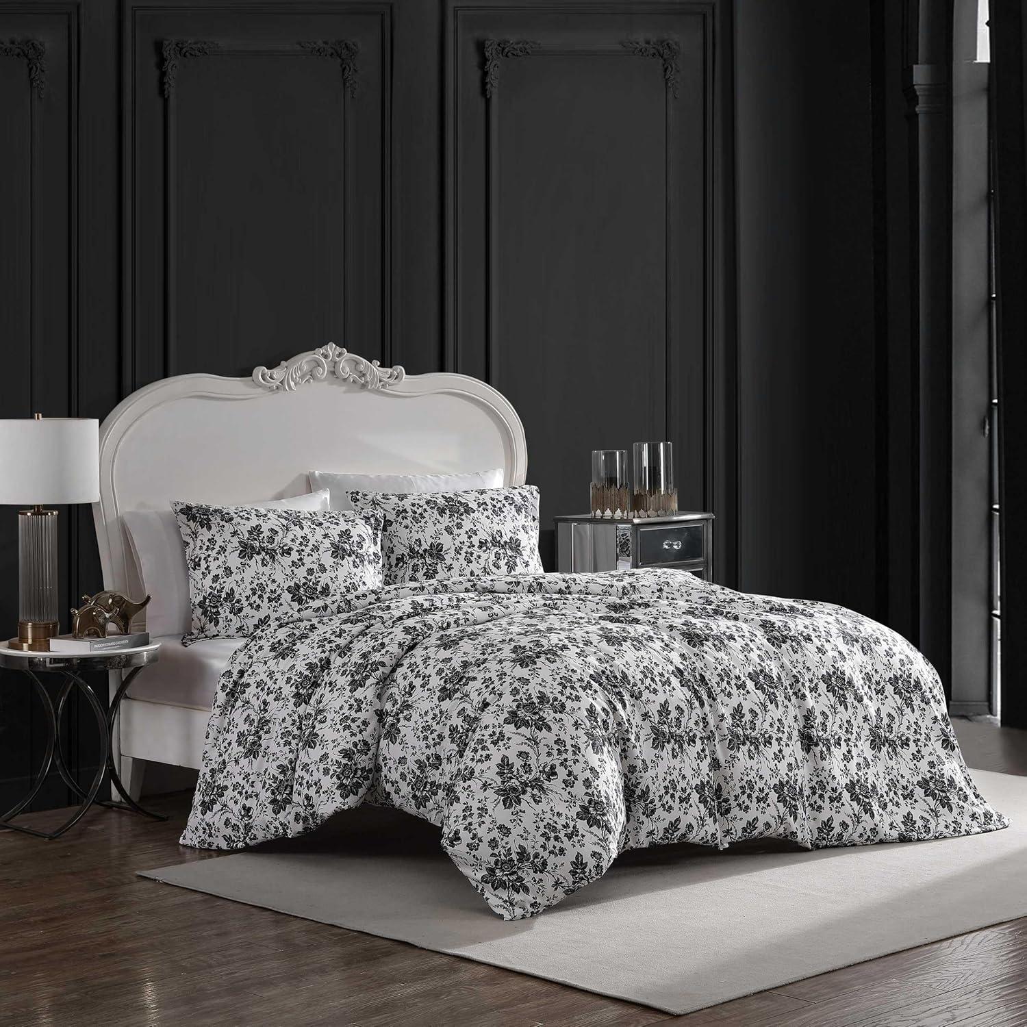 Betsey Johnson Betseys Toile Reversible Black Duvet Cover Set