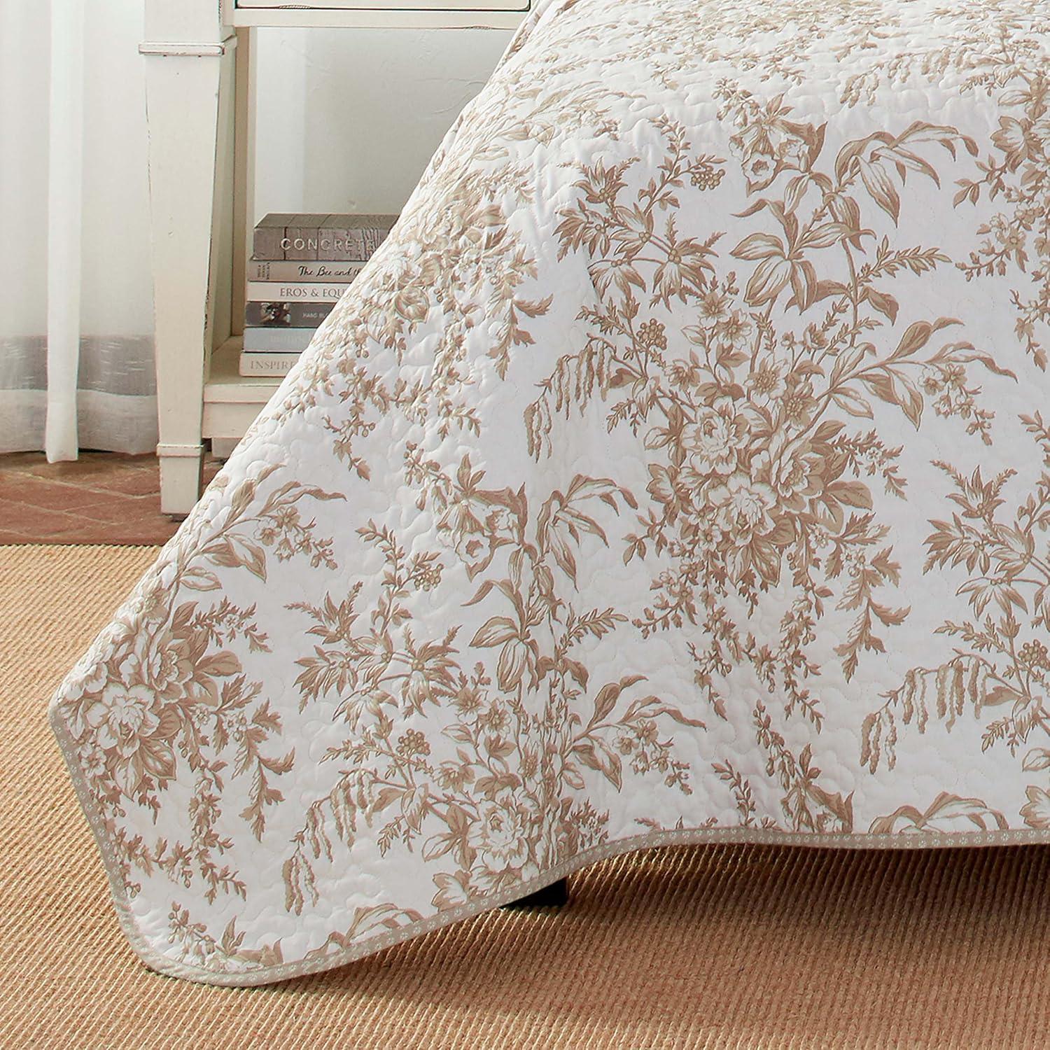 Laura Ashley Laura Ashley Bedford Cotton Reversible Quilt Set