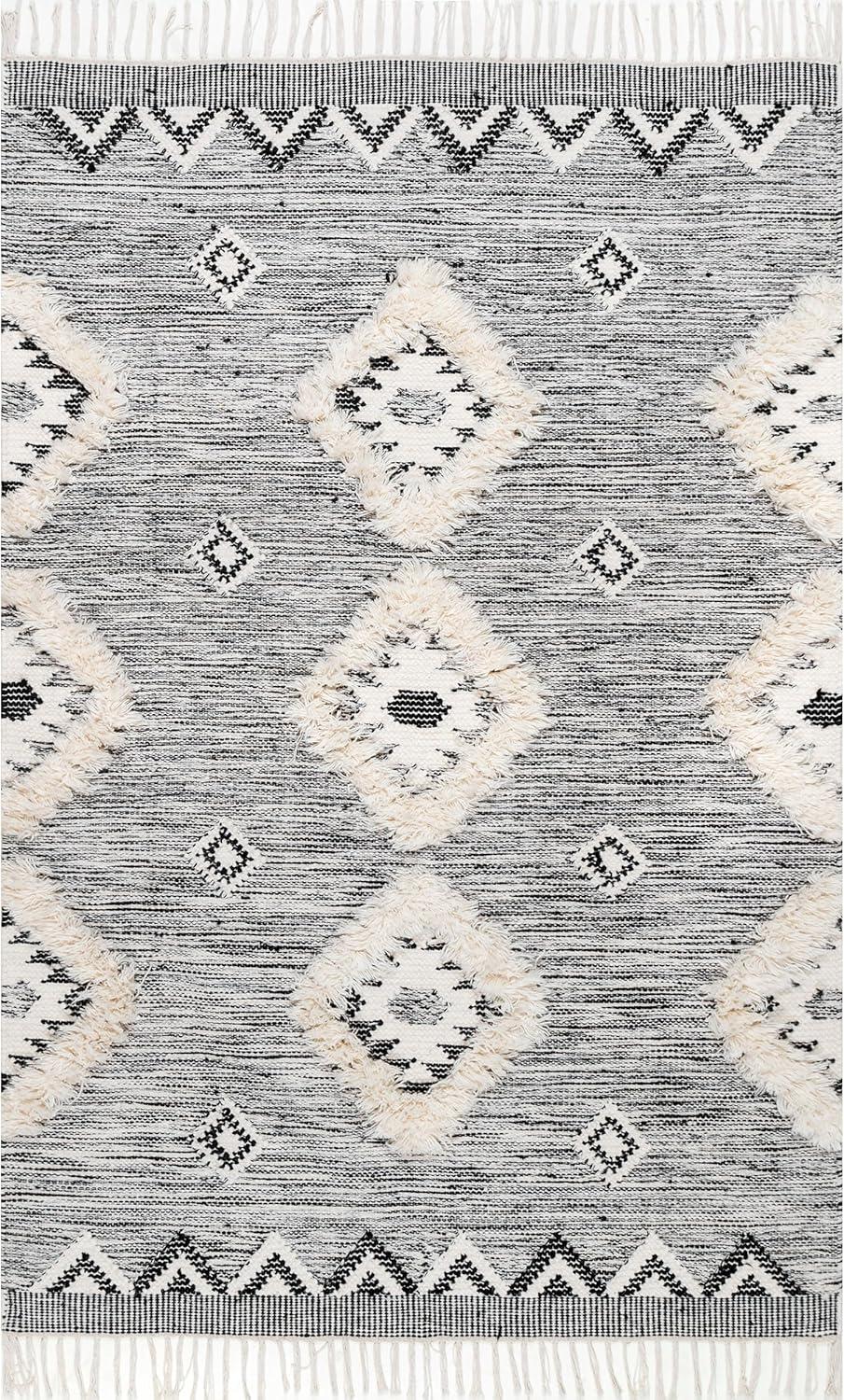 Nuloom Savannah Moroccan Tasseled Wool Indoor Area Rug