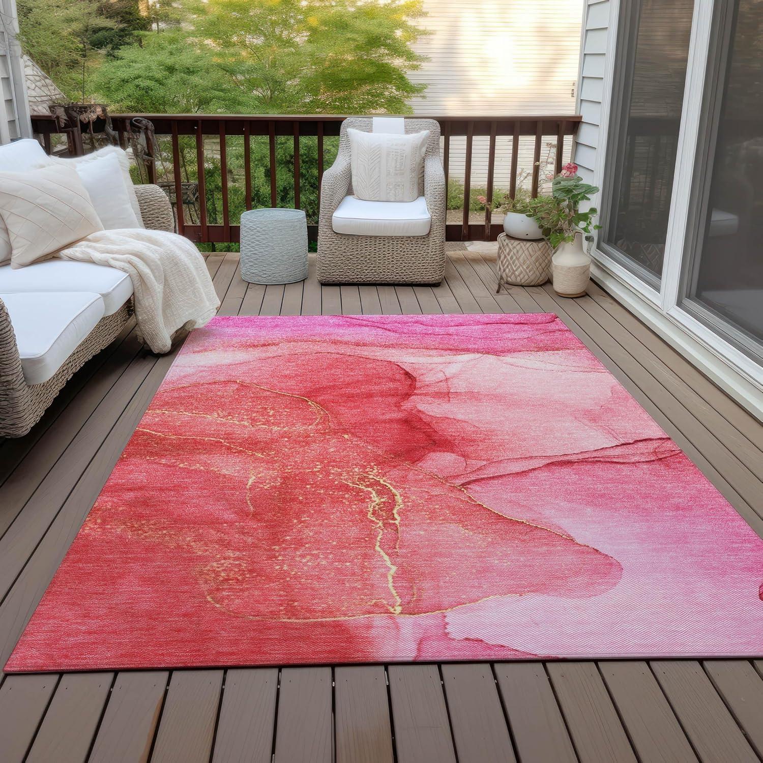 Pink Watercolor Pattern Synthetic Washable 3' x 5' Rug