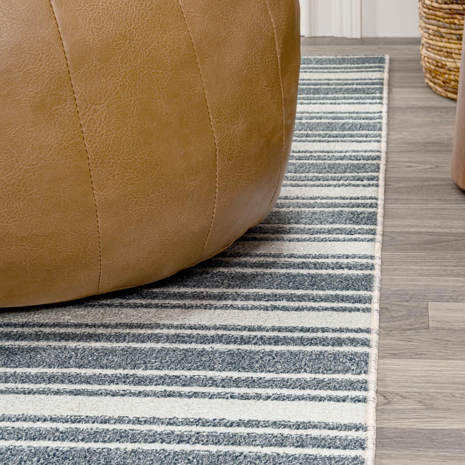 JONATHAN Y Fawning Two-Tone Striped Classic Low-Pile Machine-Washable Area Rug