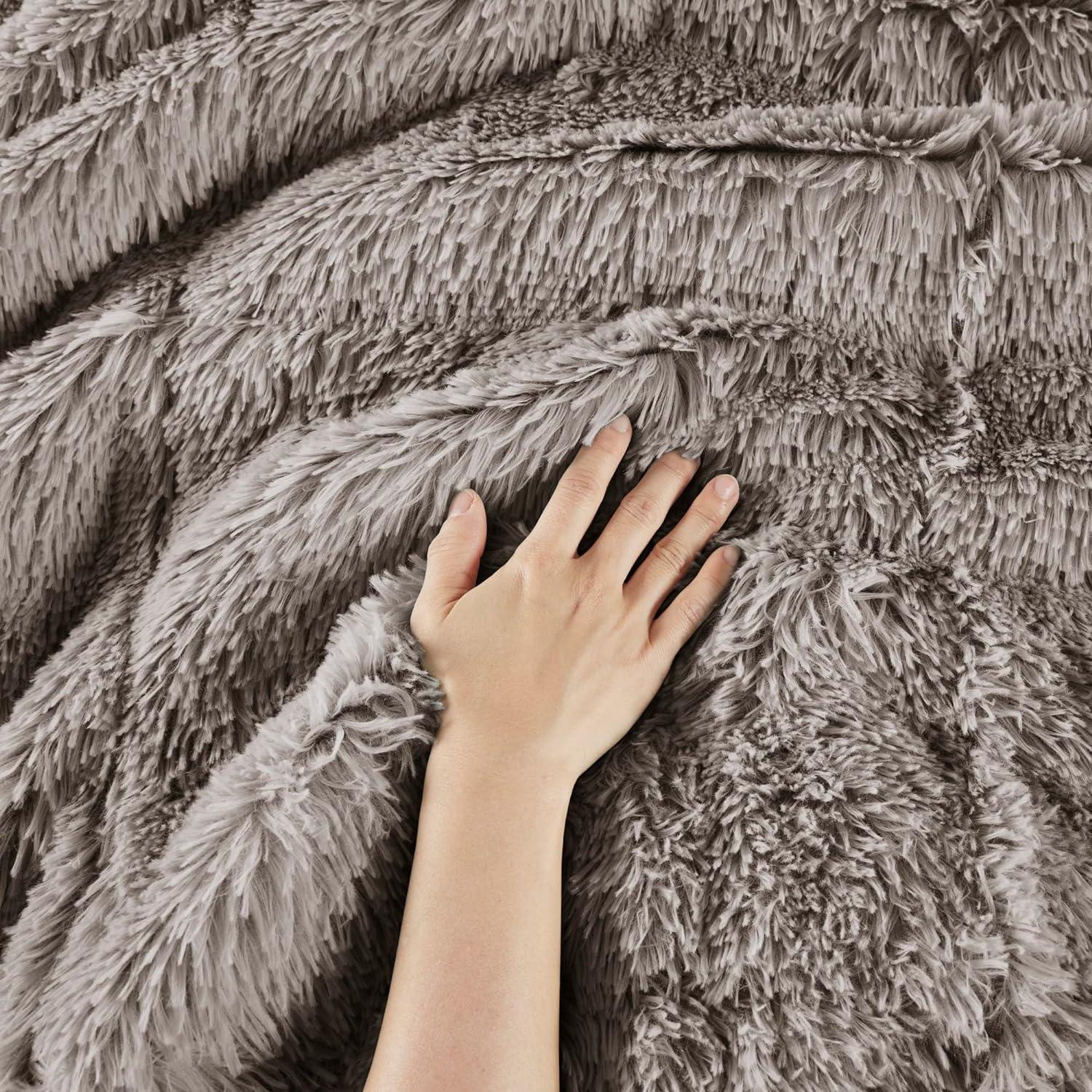 Malea Shaggy Faux Fur Comforter Mini Set