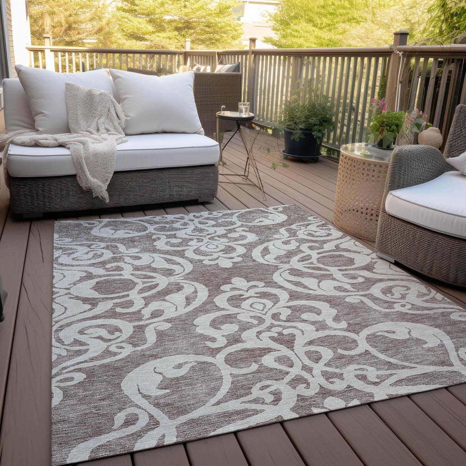 Taupe and Cream Synthetic Flat Woven 5' x 7' Area Rug