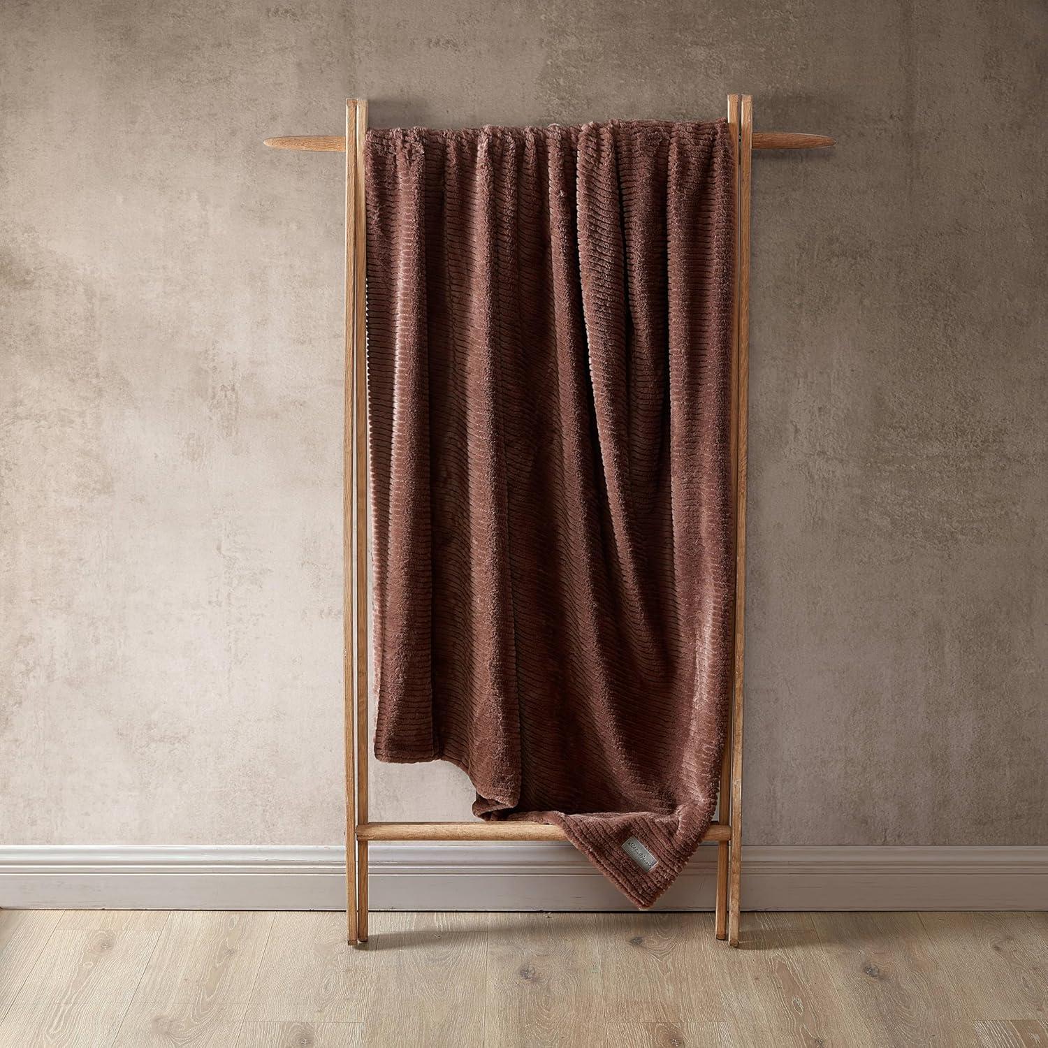 Brown Ribbed Reversible Fleece Sherpa Throw Blanket