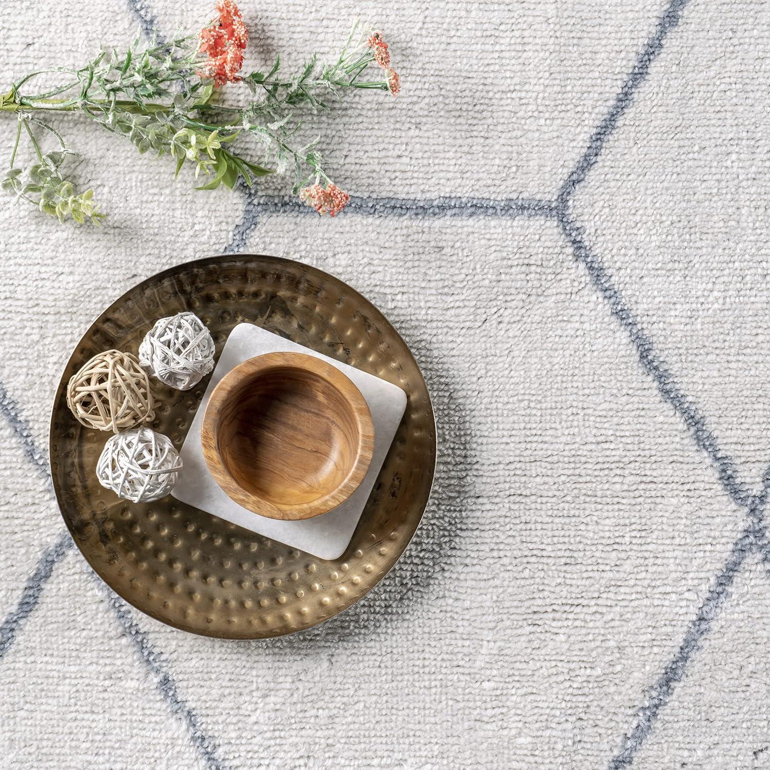 Nuloom Veronica Geometric 5x8 Indoor Area Rug for Living Room Bedroom Dining Room Kitchen, Blue/Ivory
