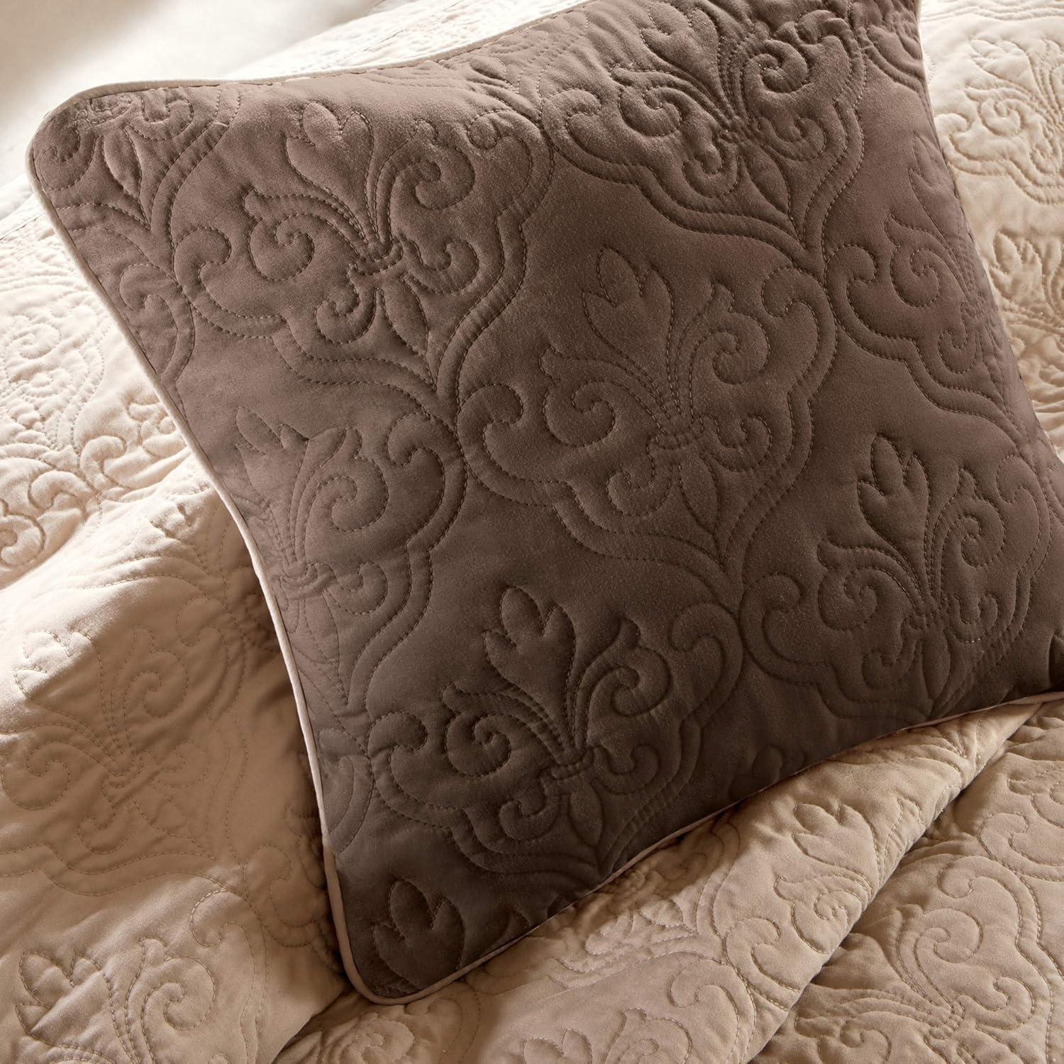 Attingham 7 Piece Quilt Set with Euro Shams and Throw Pillows