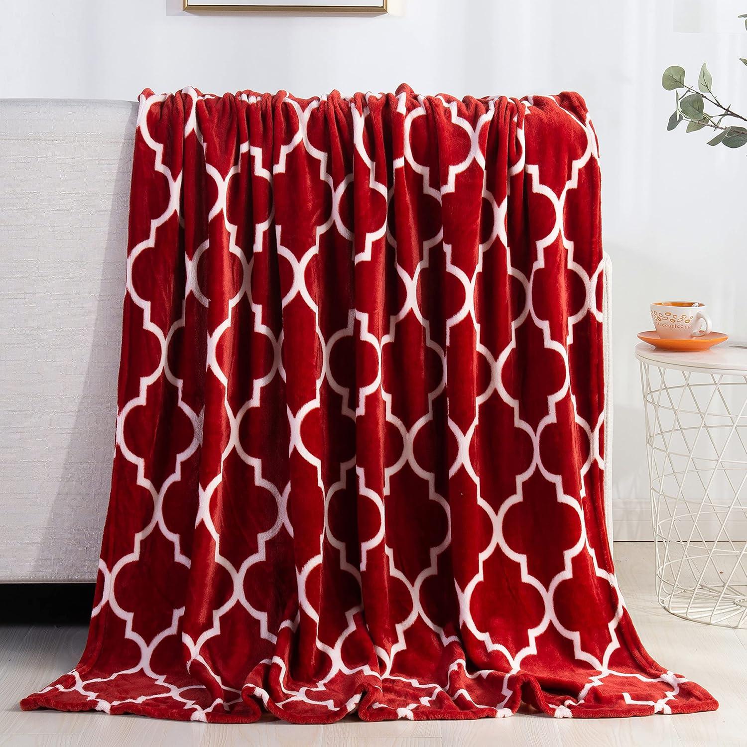 Quatrefoil Red Fleece Christmas Throw Blanket 60"x50"