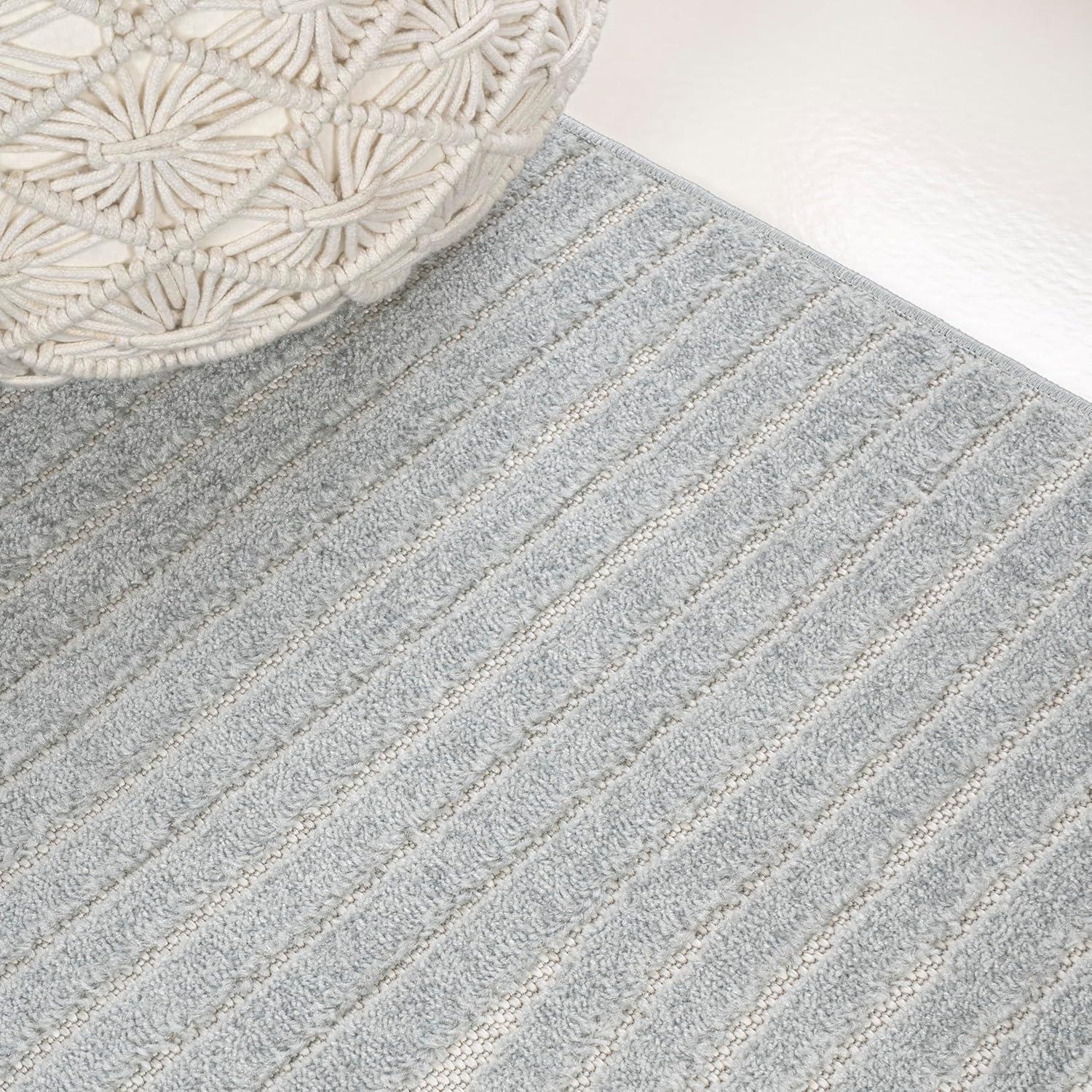 JONATHAN Y Hallie High-Low Minimalist Curve Geometric Light Blue/Cream 5 ft. x 8 ft. Indoor/Outdoor Area Rug