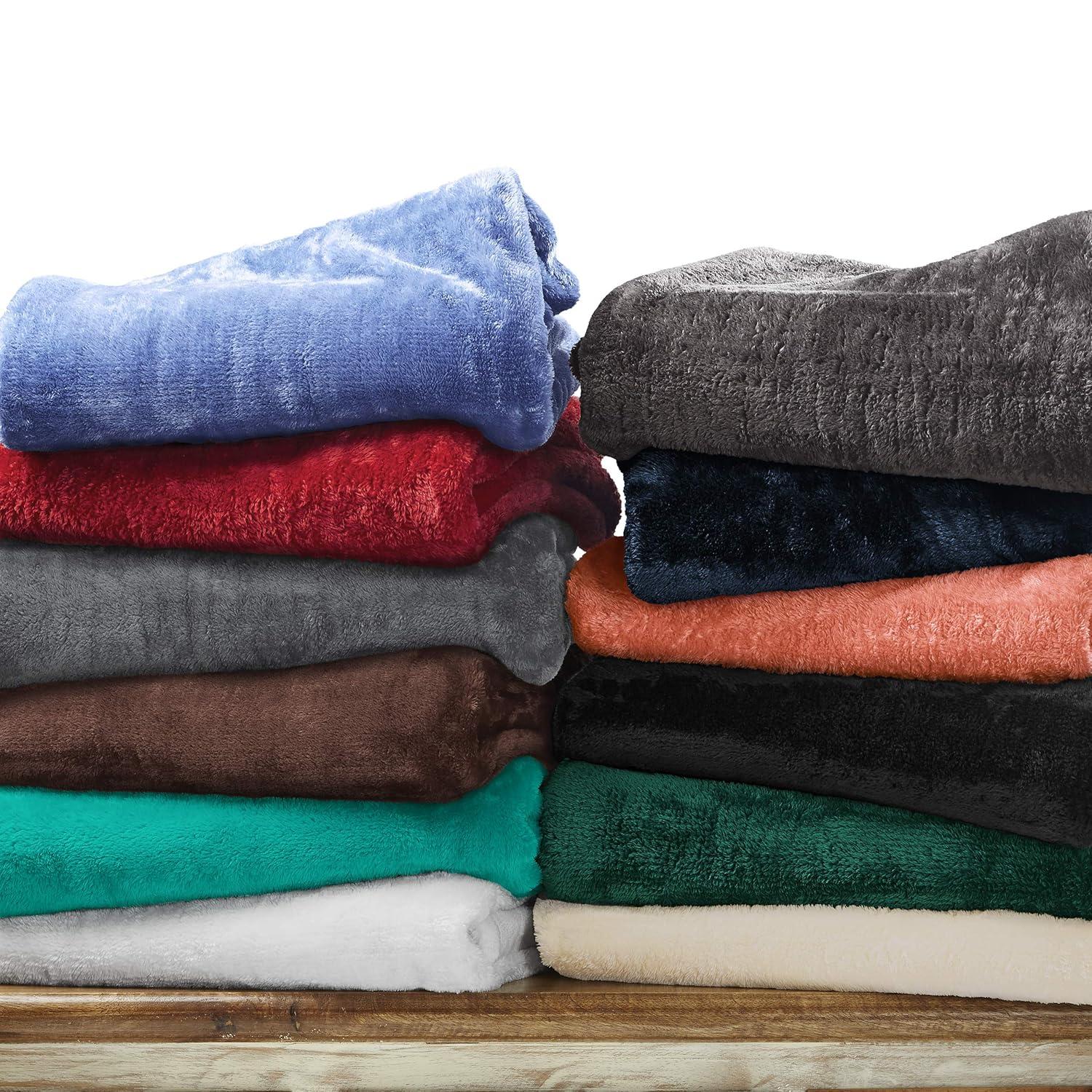 Superior Superior Solid Polyester Reversible All-Season Fleece Throws Blanket