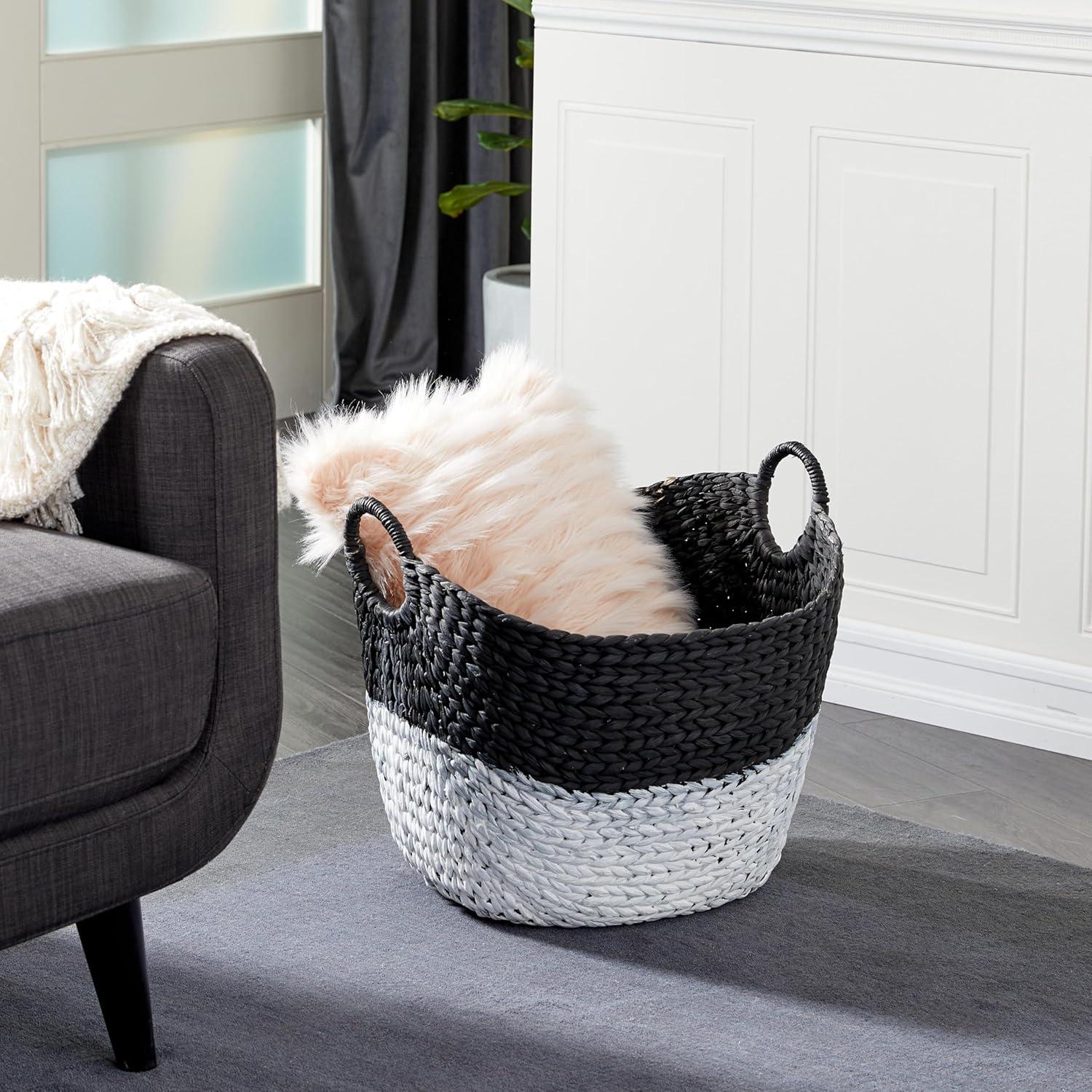 DecMode 23", 21", 19", 16", Brown Seagrass Handmade Storage Basket with Metal Handles, 5-Pieces