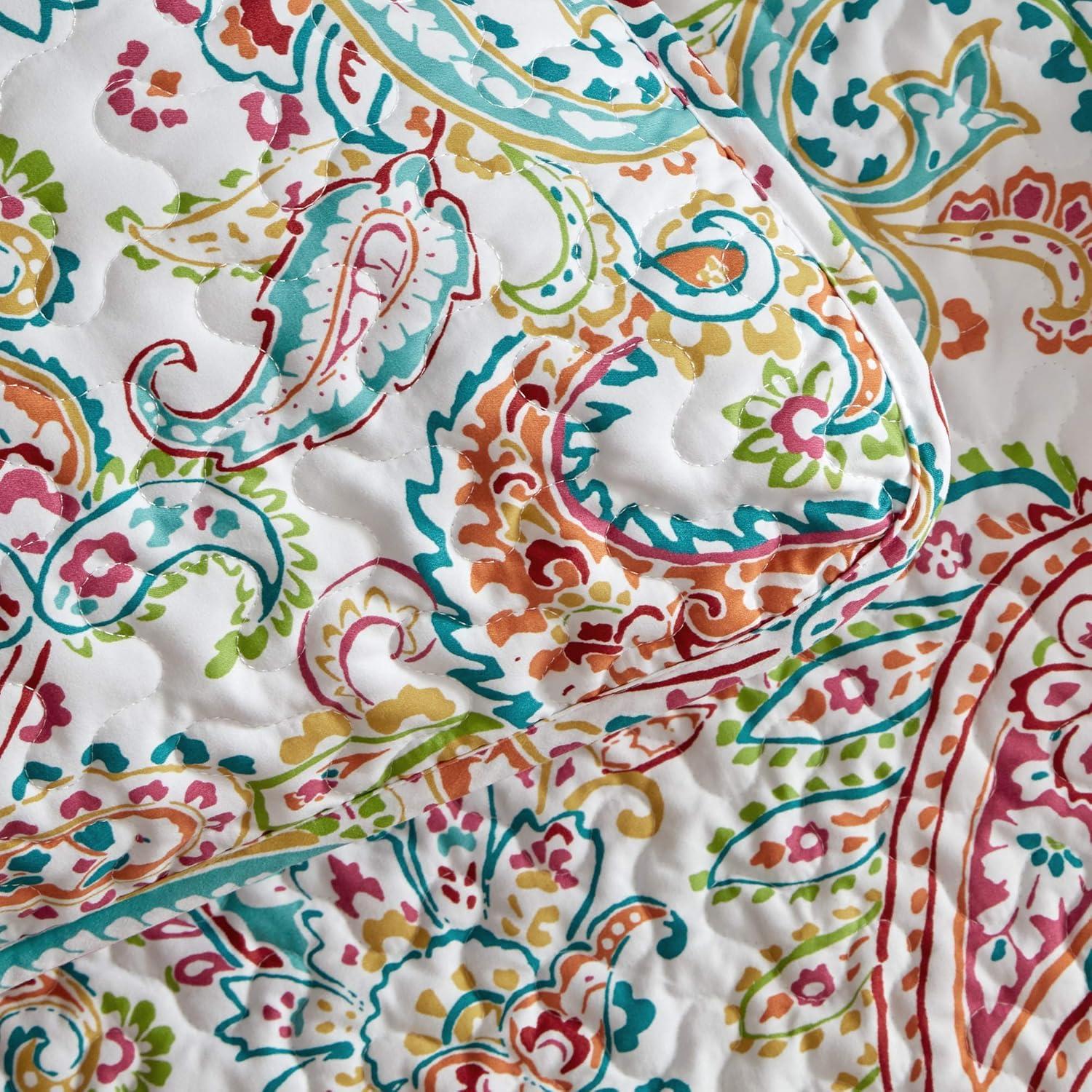 Full Paisley Reversible Microfiber Quilt Set with Shams