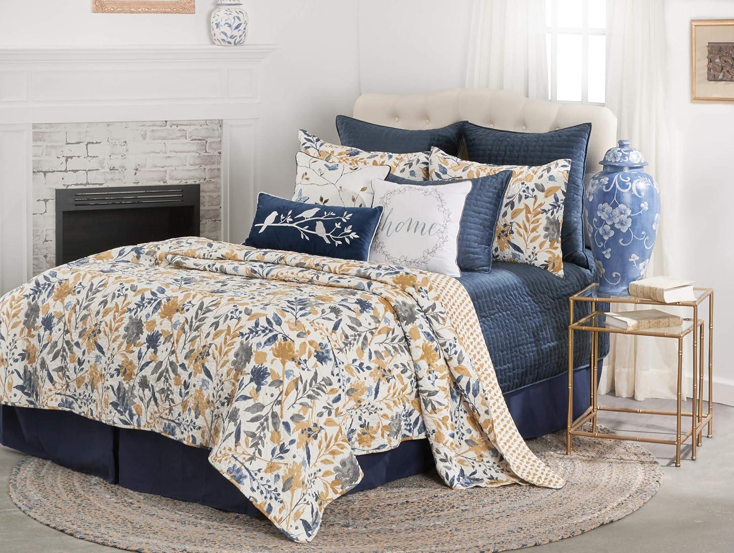C&F Home Natural Home Blue/Yellow/Gray/White Cotton Reversible Quilt Set