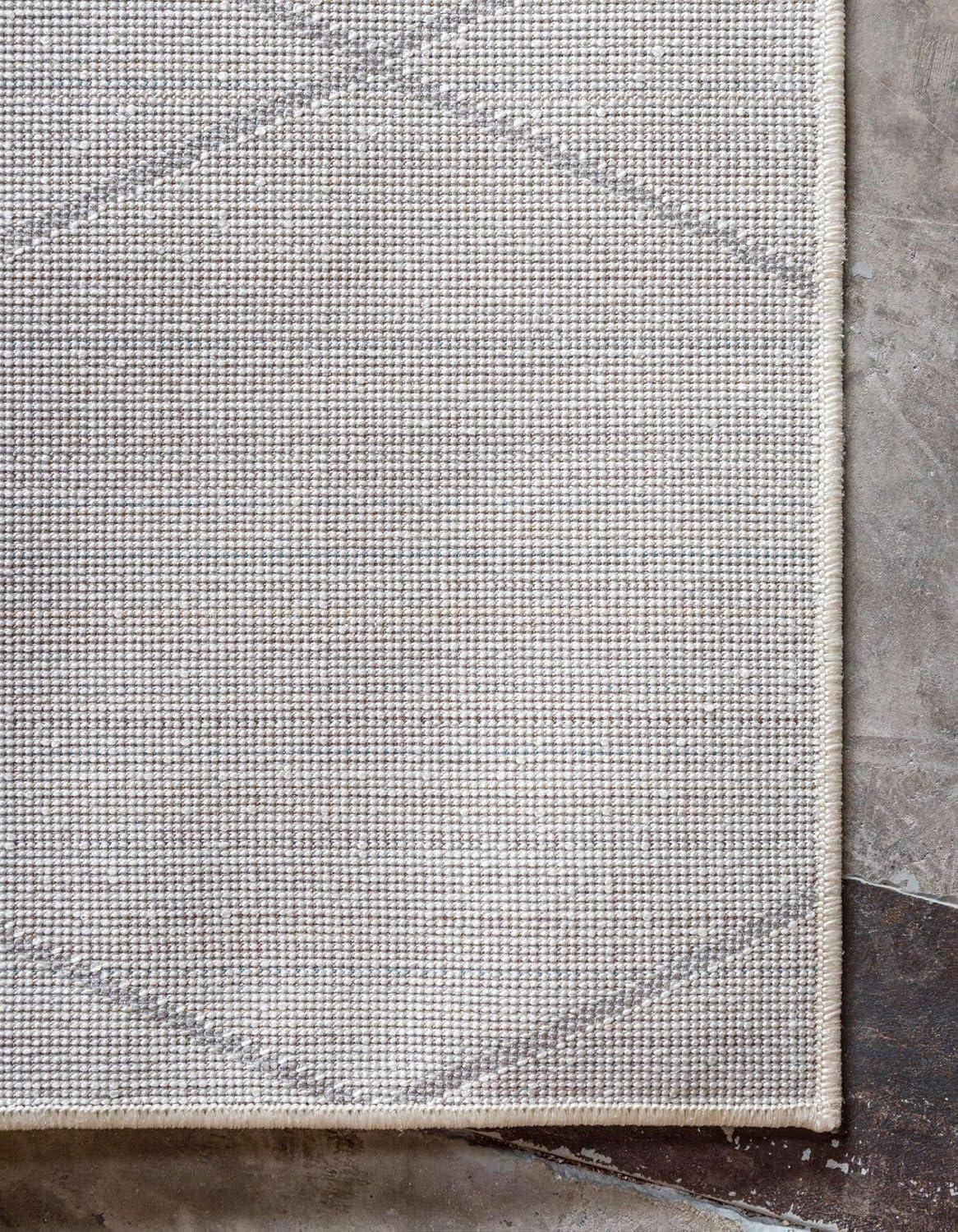 Unique Loom 6' 0 x 6' 0 Trellis Frieze Geometric Ivory Area Rug