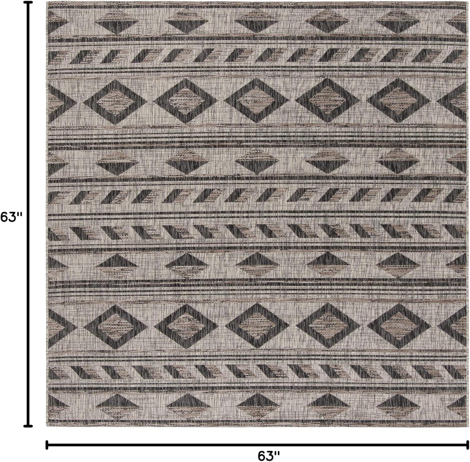 Courtyard CY8529 Power Loomed Indoor/Outdoor Area Rug - Grey/Black - 5'3"x5'3" - Safavieh.