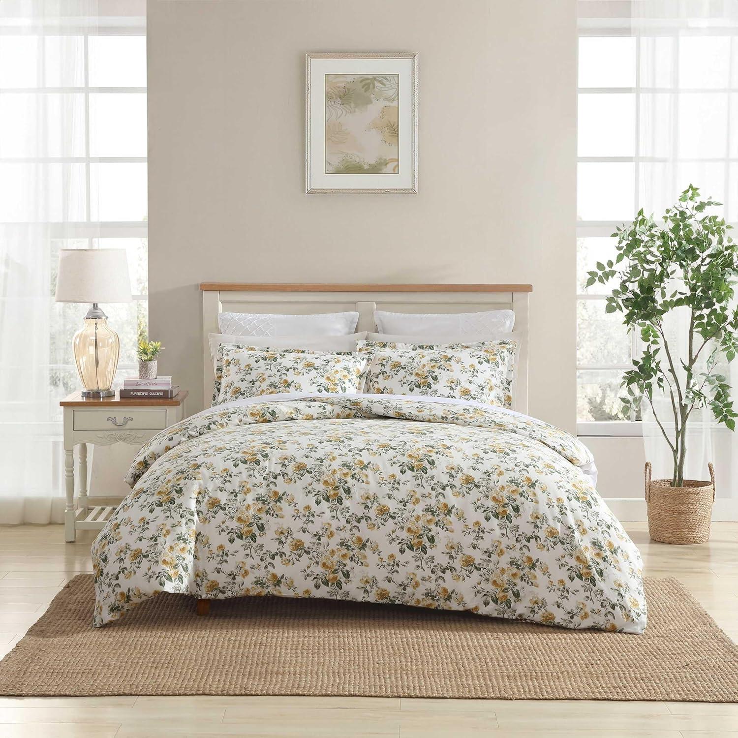 Laura Ashley Laura Ashley Roses Cotton Reversible Gold Duvet Cover Set