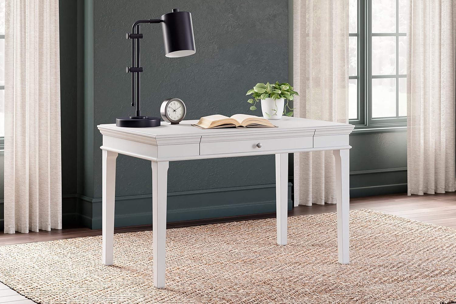 Kanwyn Desk