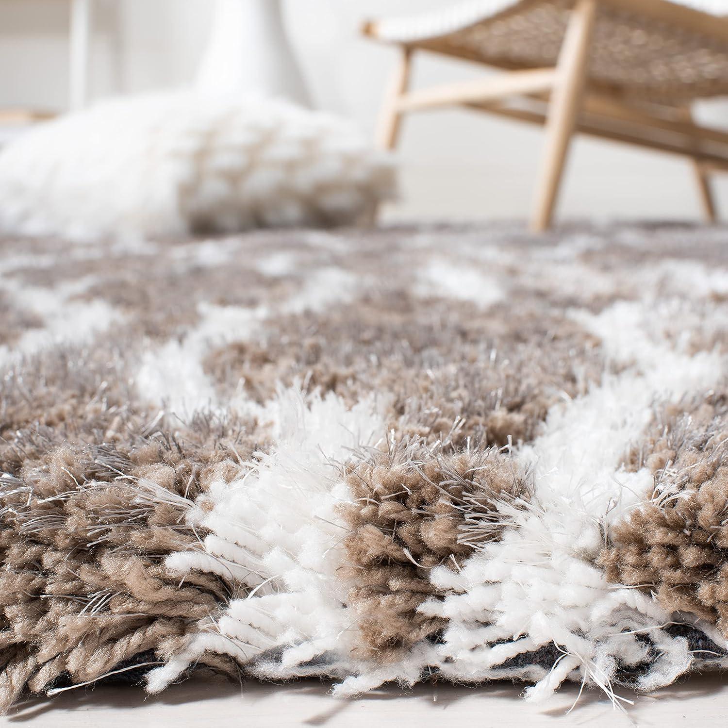 Safavieh Barcelona Shag Hand Tufted Performance Geometric Rug