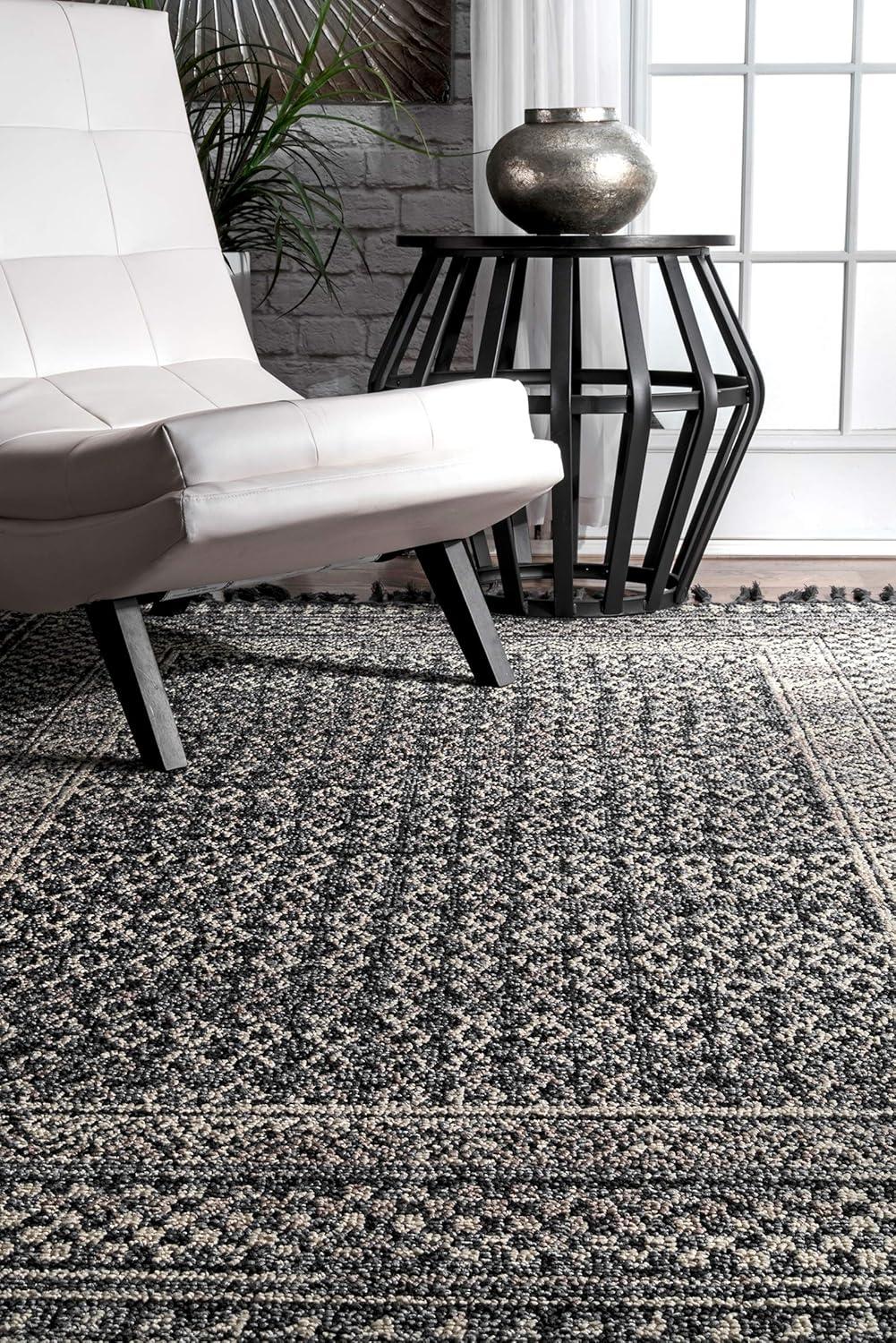 nuLOOM Claudia Diamond Area Rug, 4' x 6', Gray