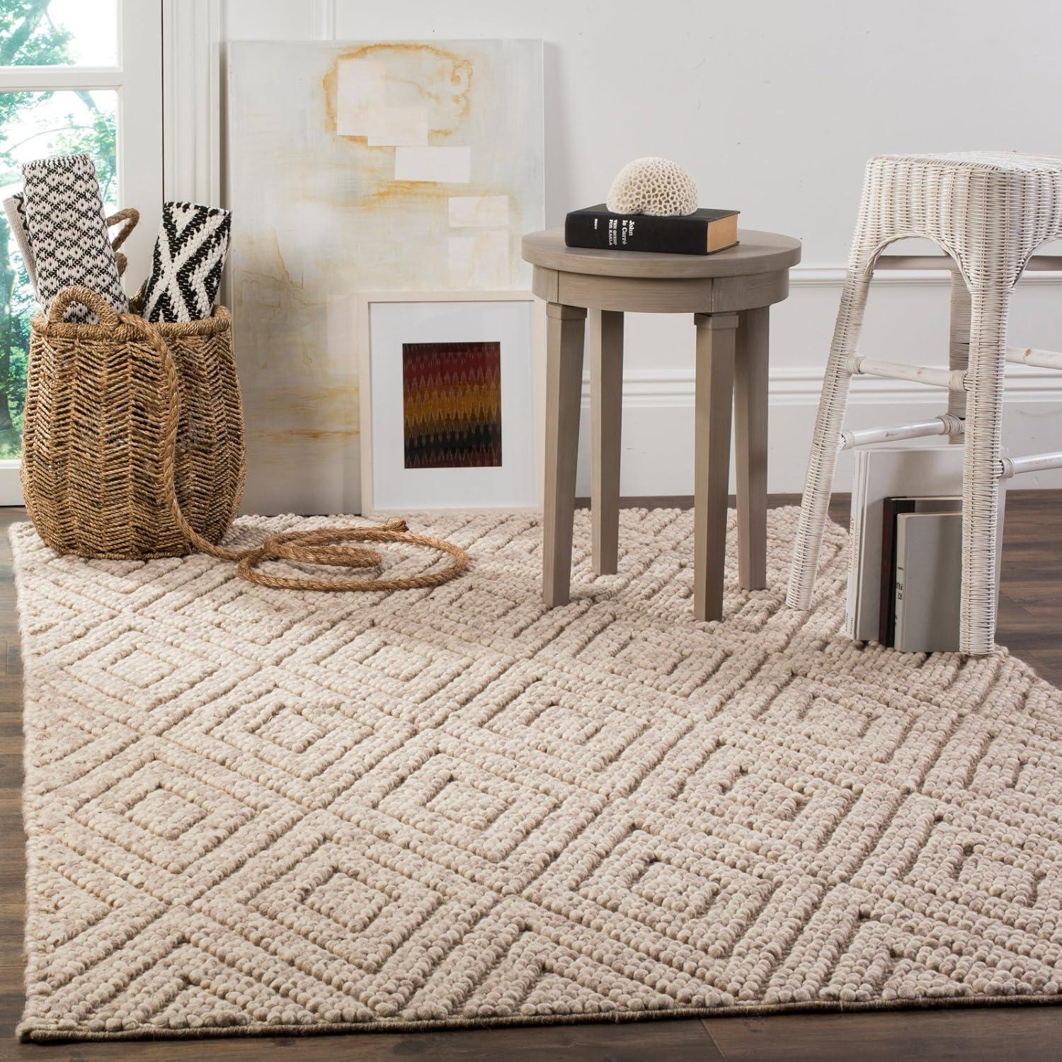 Ivory Beach House 4' x 6' Hand-Tufted Wool Area Rug