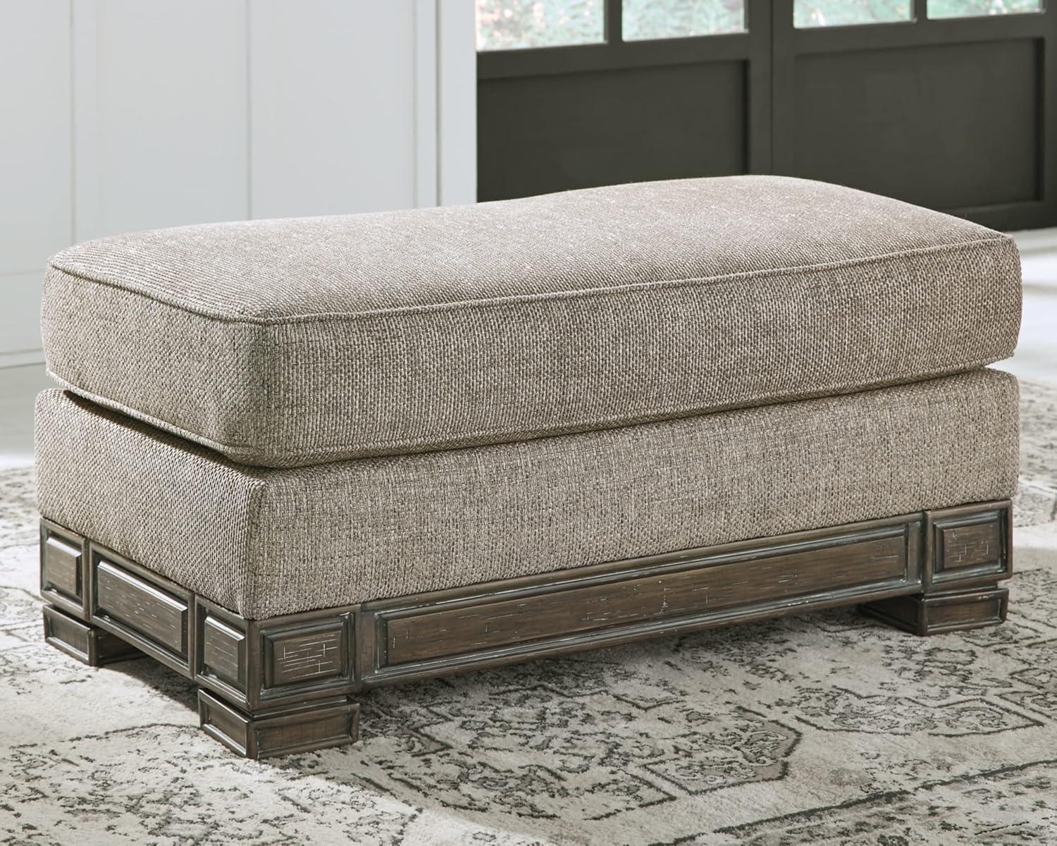 Signature Design by Ashley Traditional Einsgrove Ottoman Textured Sandstone