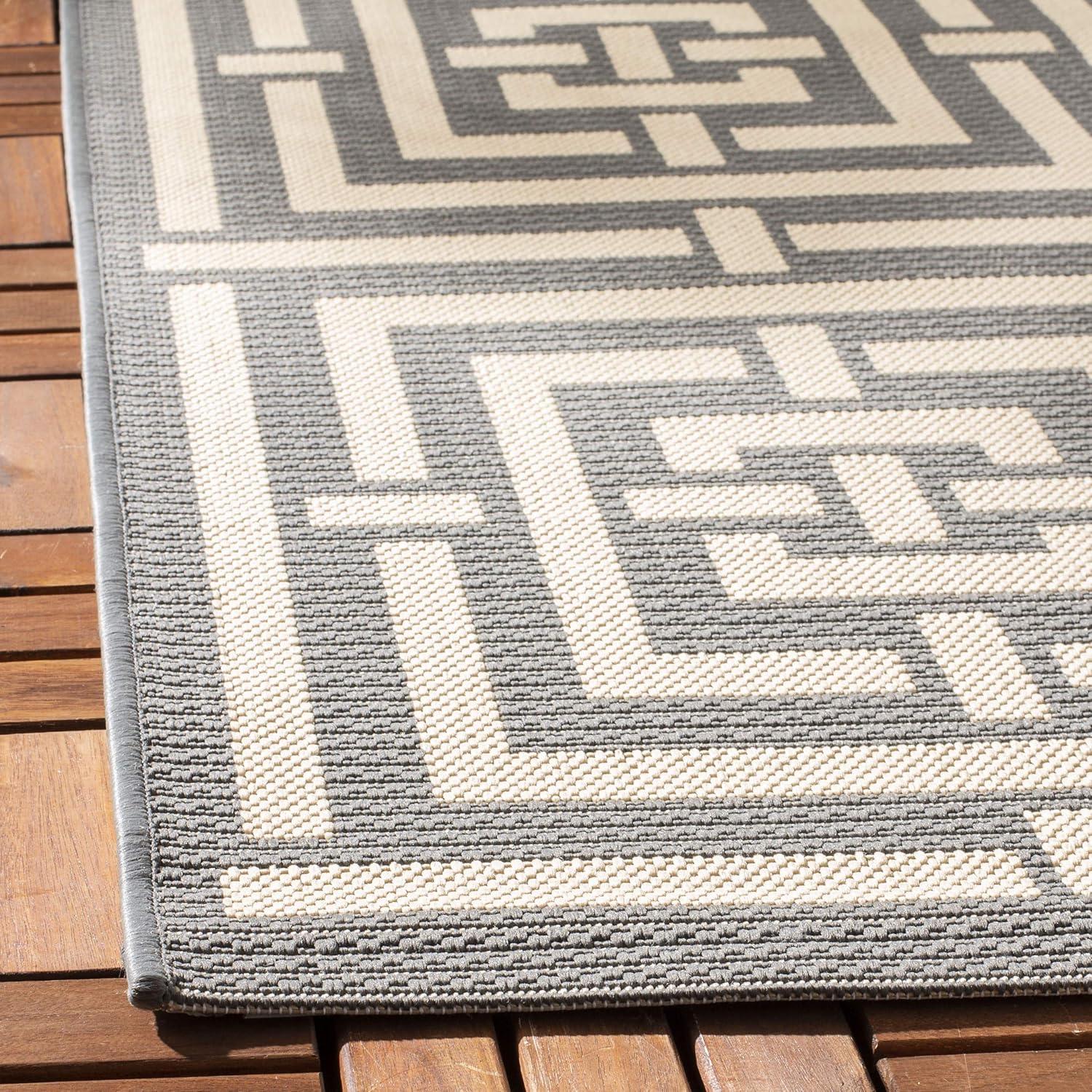 SAFAVIEH Courtyard Ariana Geometric Indoor/Outdoor Area Rug, 8' x 11', Grey/Cream