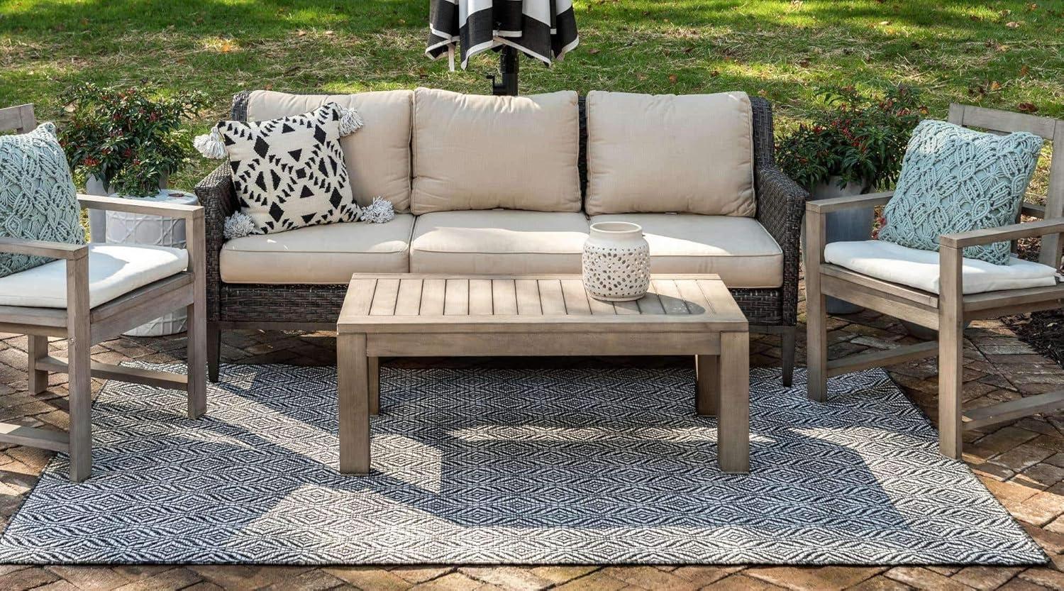 Charcoal Trellis 5' x 8' Washable Outdoor Rug