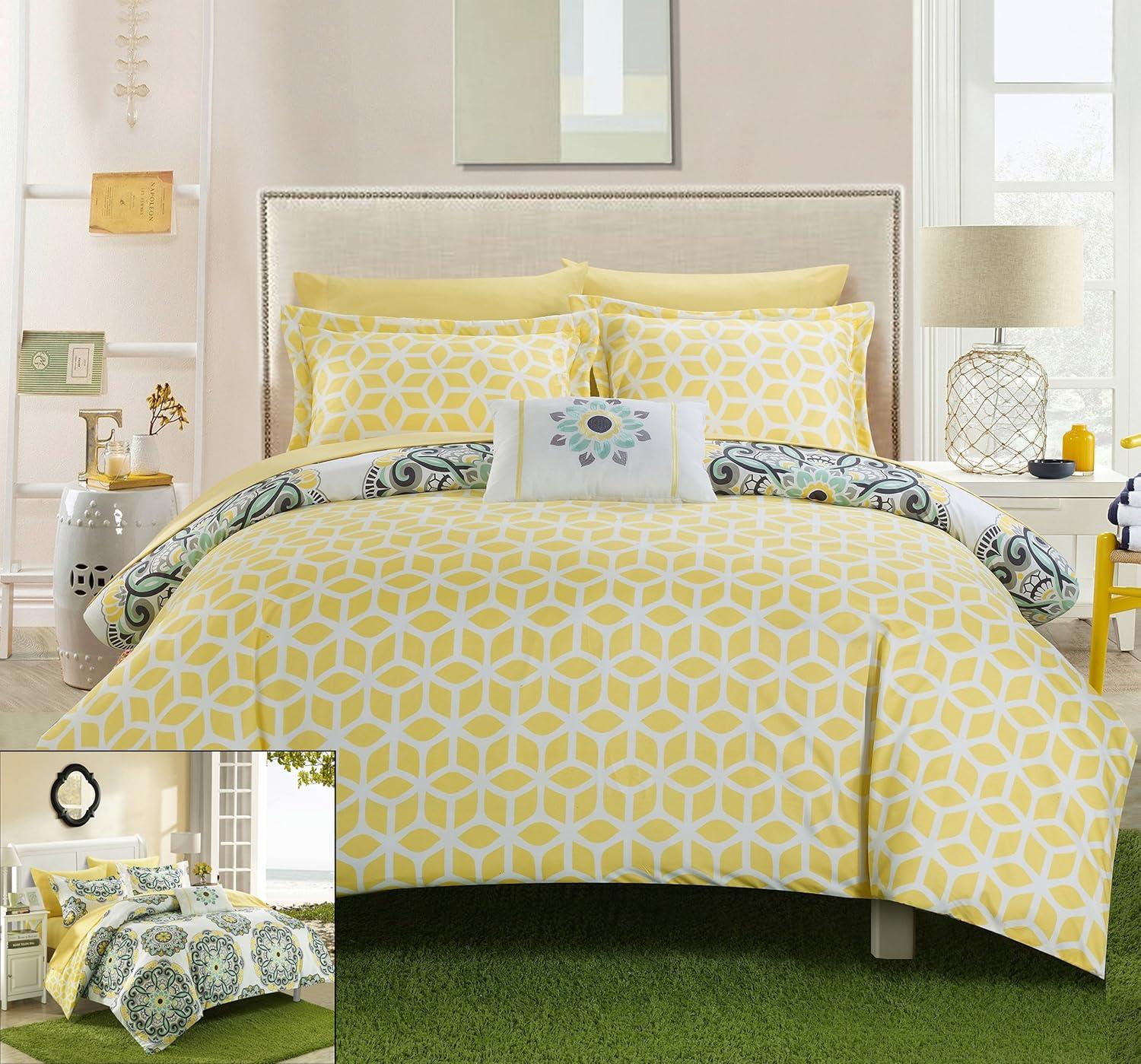 8 or 6 Pc. Barella Super soft Large Printed Medallion REVERSIBLE with Geometric Printed Backing Comforter Set