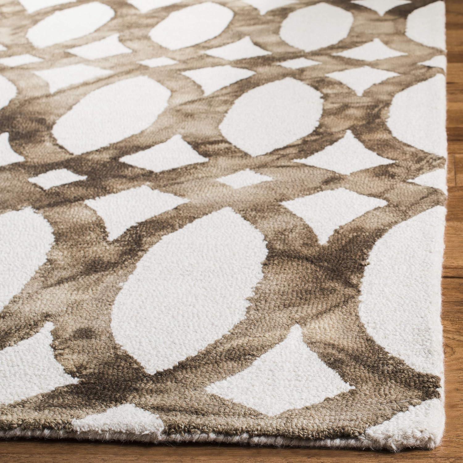 Dip Dye DDY675 Hand Tufted Area Rug - Ivory/Chocolate - 8'x10' - Safavieh.