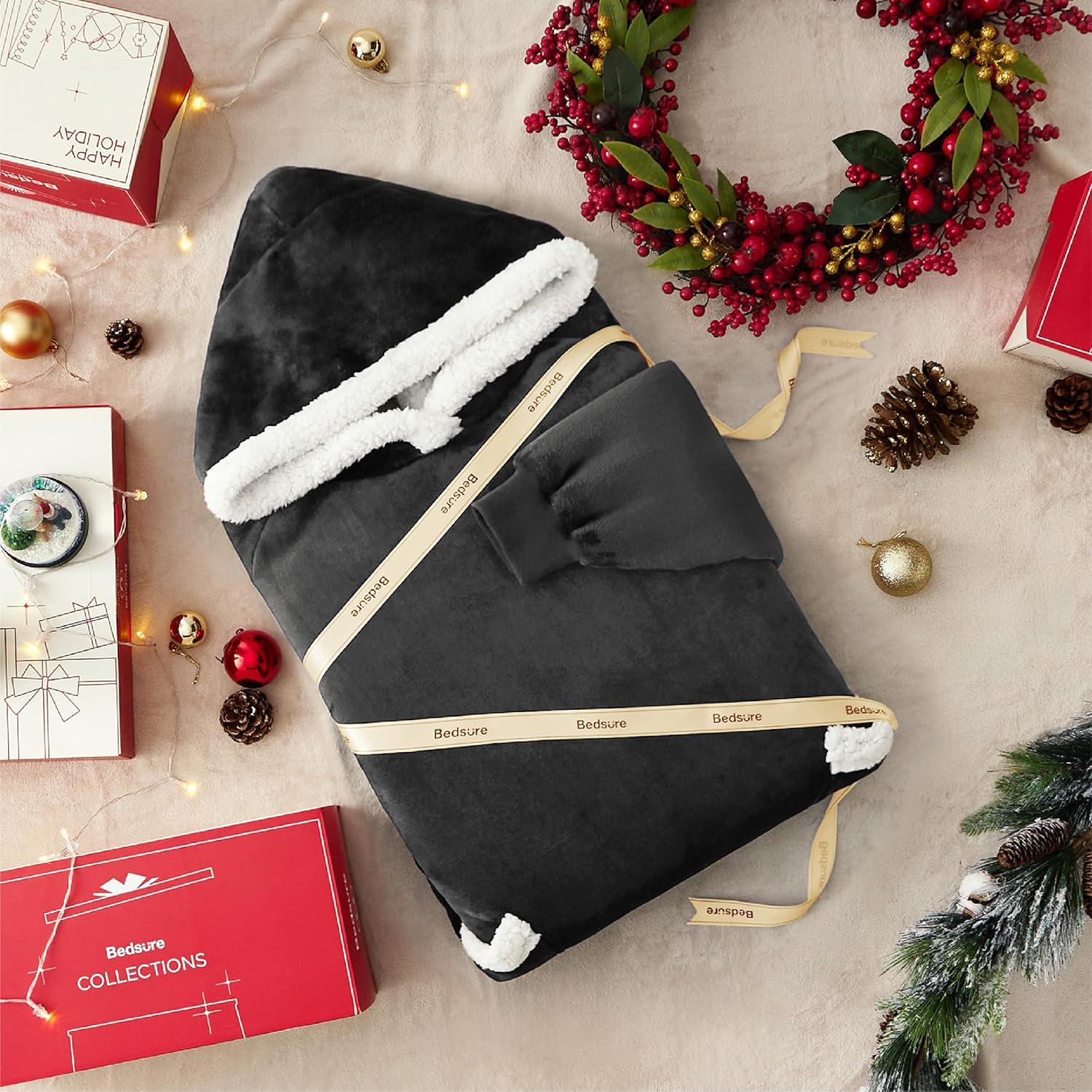 Bedsure Blanket Hoodie, Wearable Blanket for Adults & Kids as Gifts for Women Men, Birthday Gifts for Women Mom Girl Sherpa Oversized Hoodie, Black, Standard