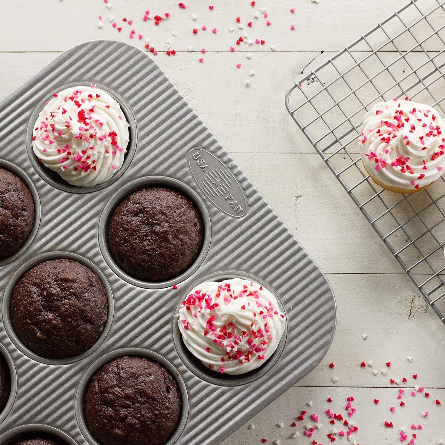 Nonstick Aluminized Steel 6-Cup Muffin Pan