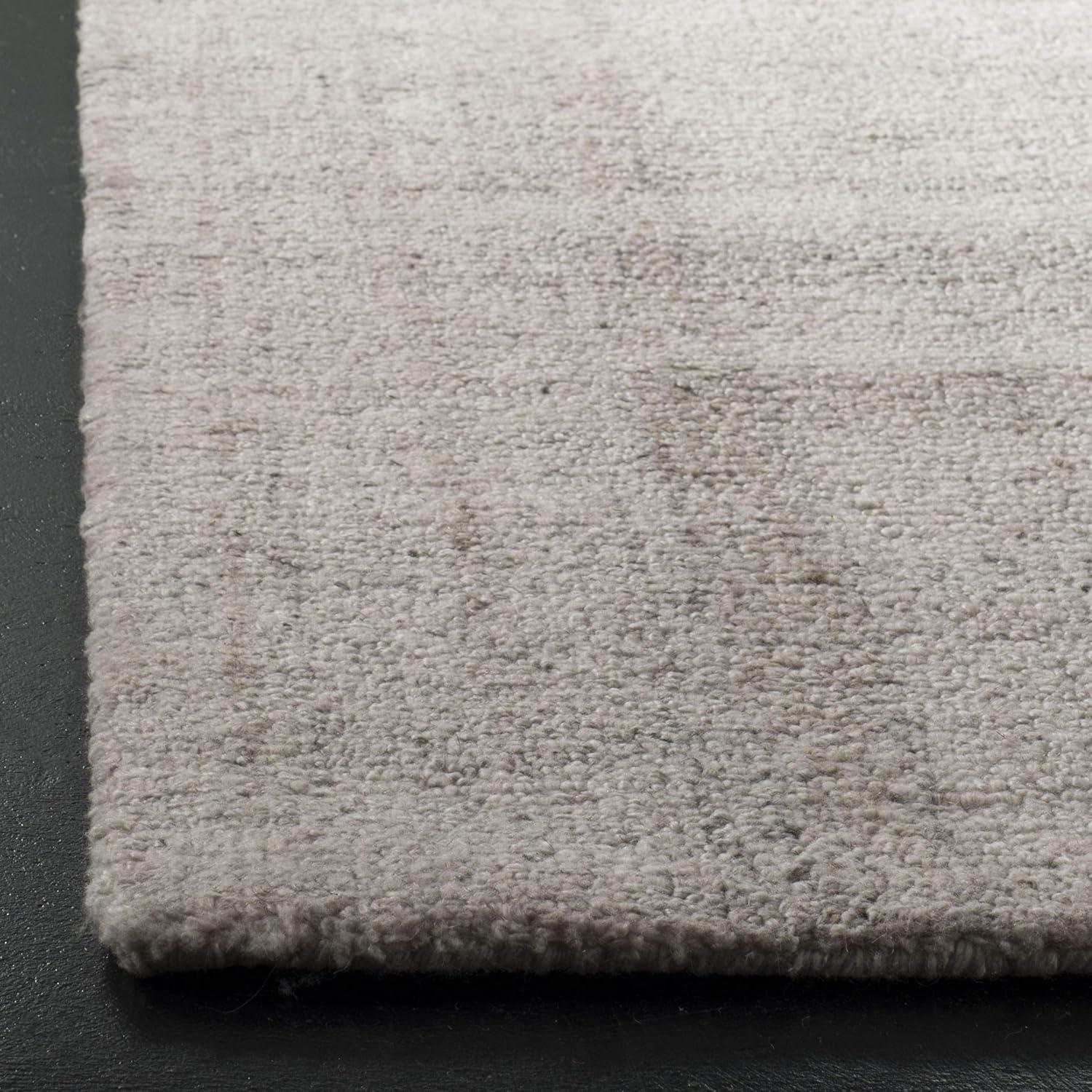 Abstract ABT141 Handmade Indoor Area Rug - Light Grey - 5'x8' - Safavieh