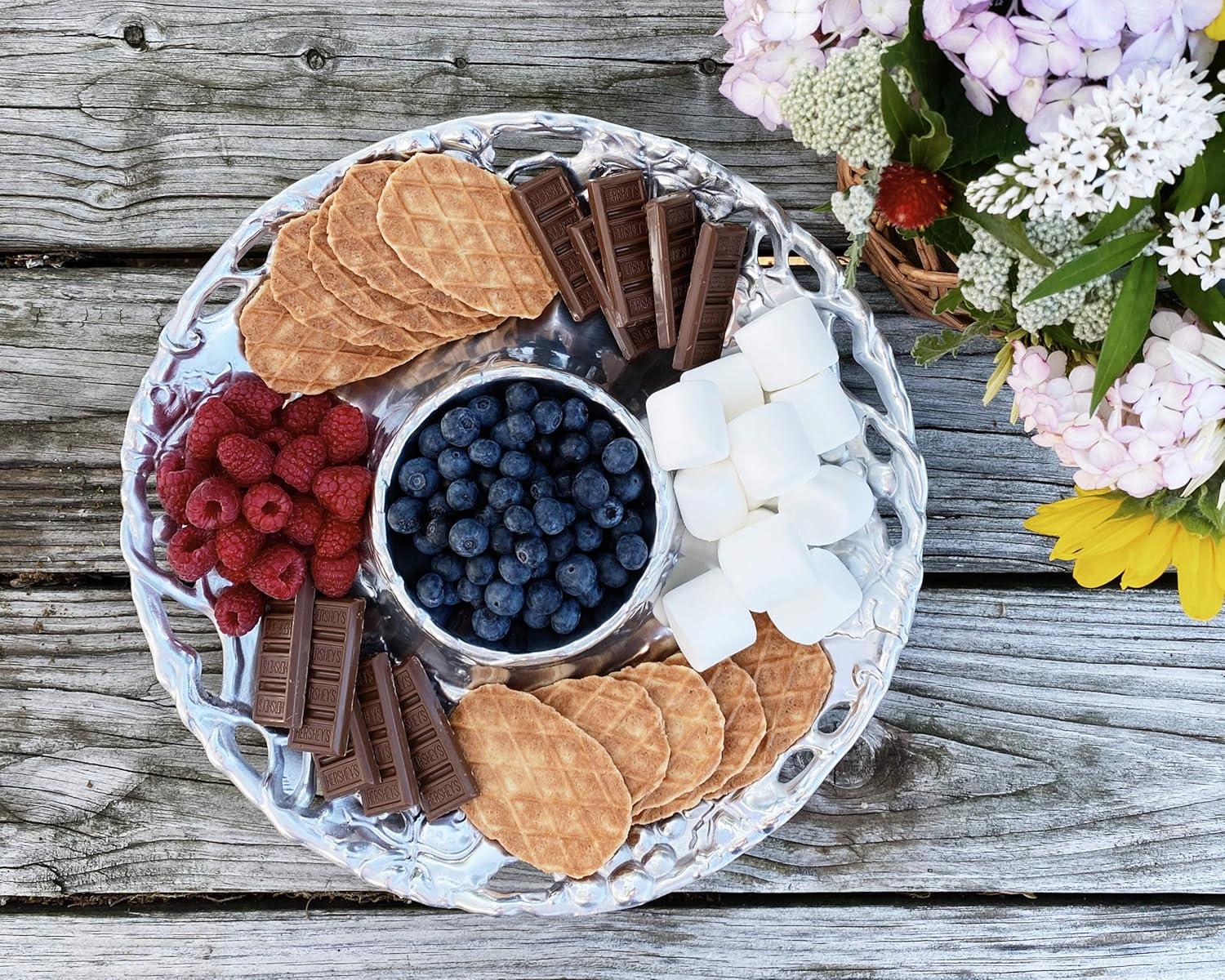 Handmade Aluminum Grape Design Round Chip and Dip Platter