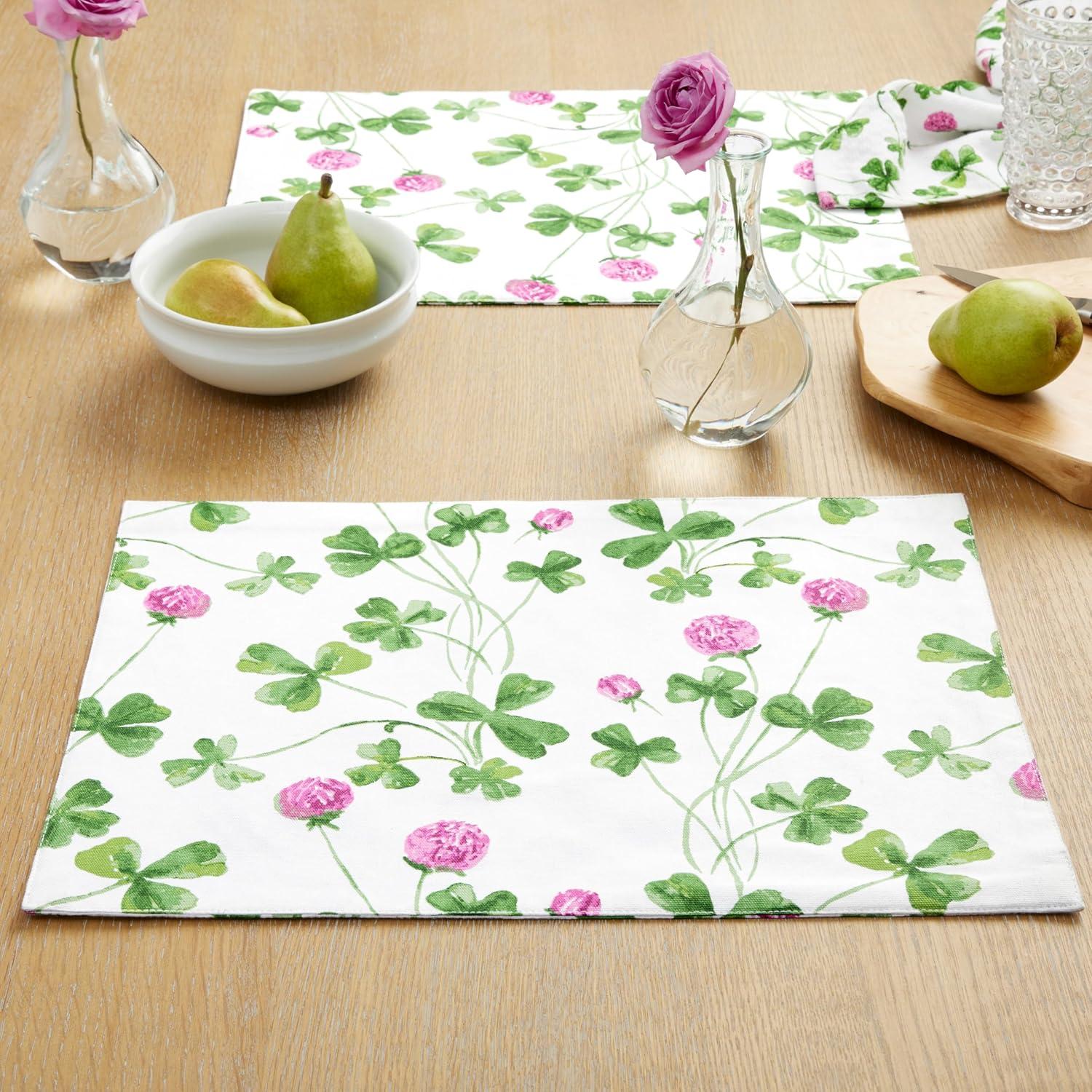 Clover Meadow White and Green Fabric Placemats, 13"x17.5", Set of 4