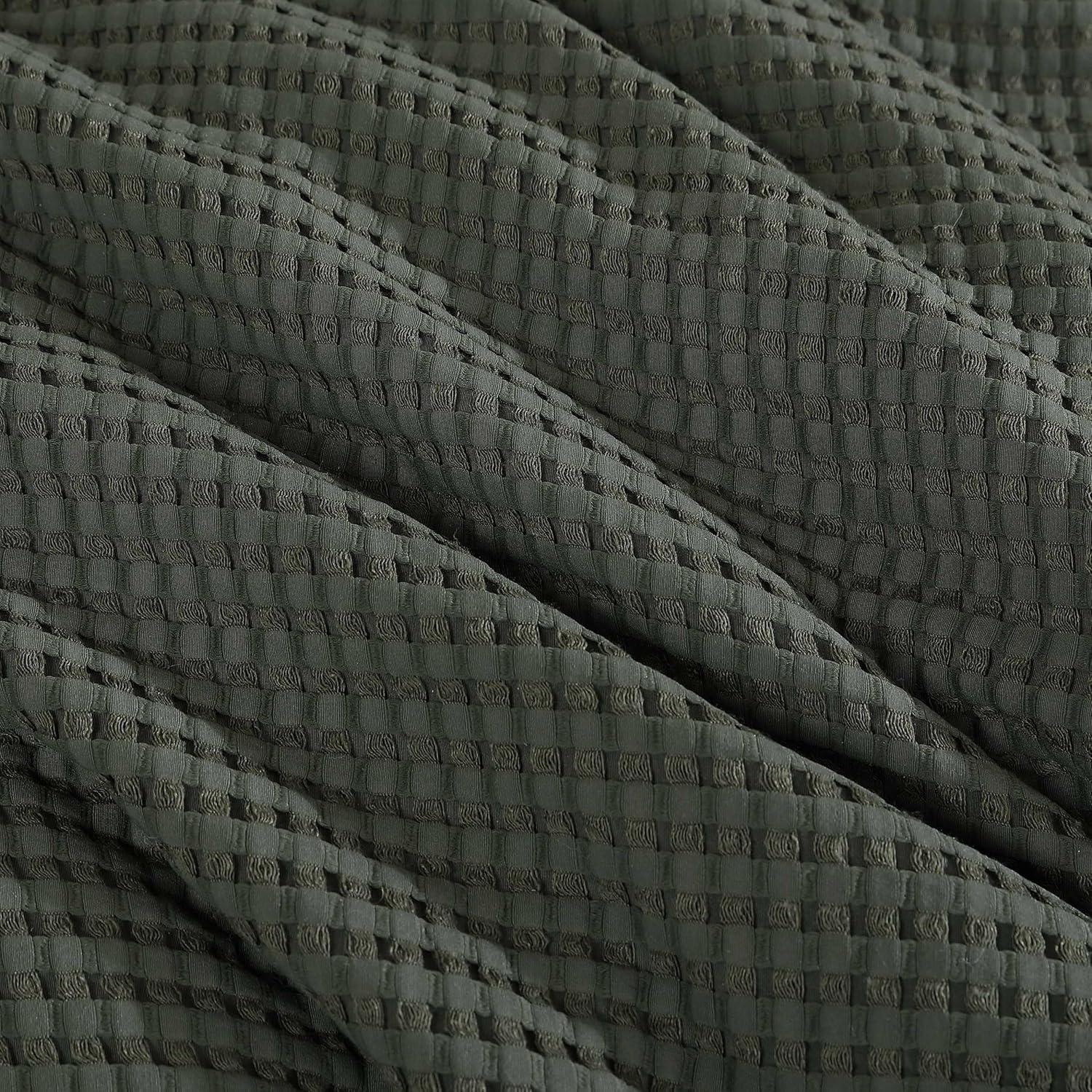 Kenneth Cole Solid Waffle Reversible Comforter Set