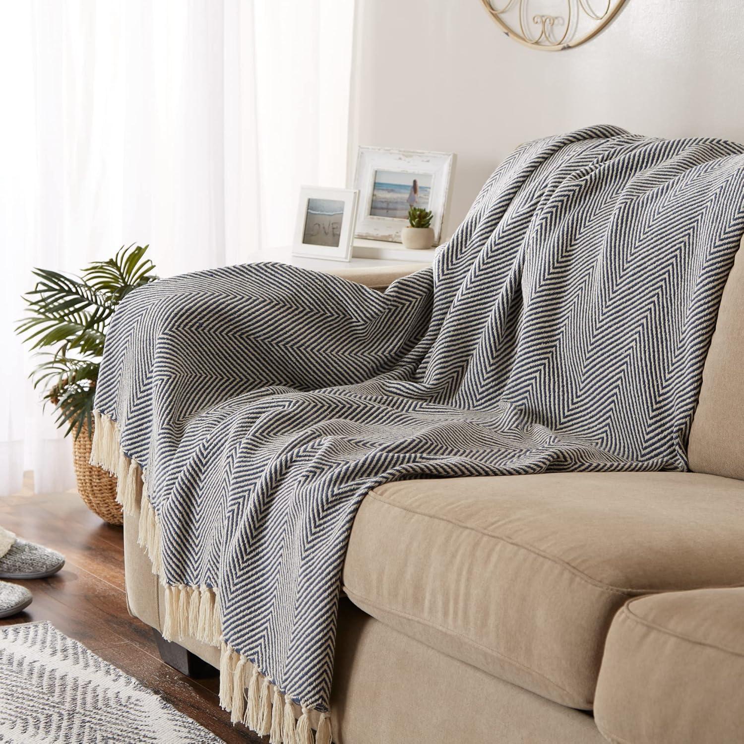 Full Size Blue and White Cotton Chevron Throw Blanket