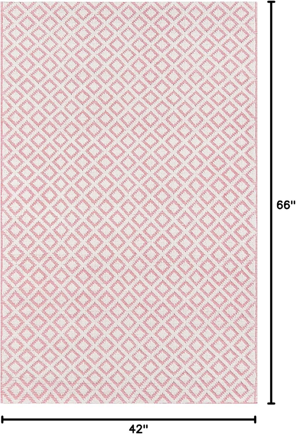 Madcap Cottage by Momeni Lisbon Sintra Pink Area Rug 3'6" X 5'6"