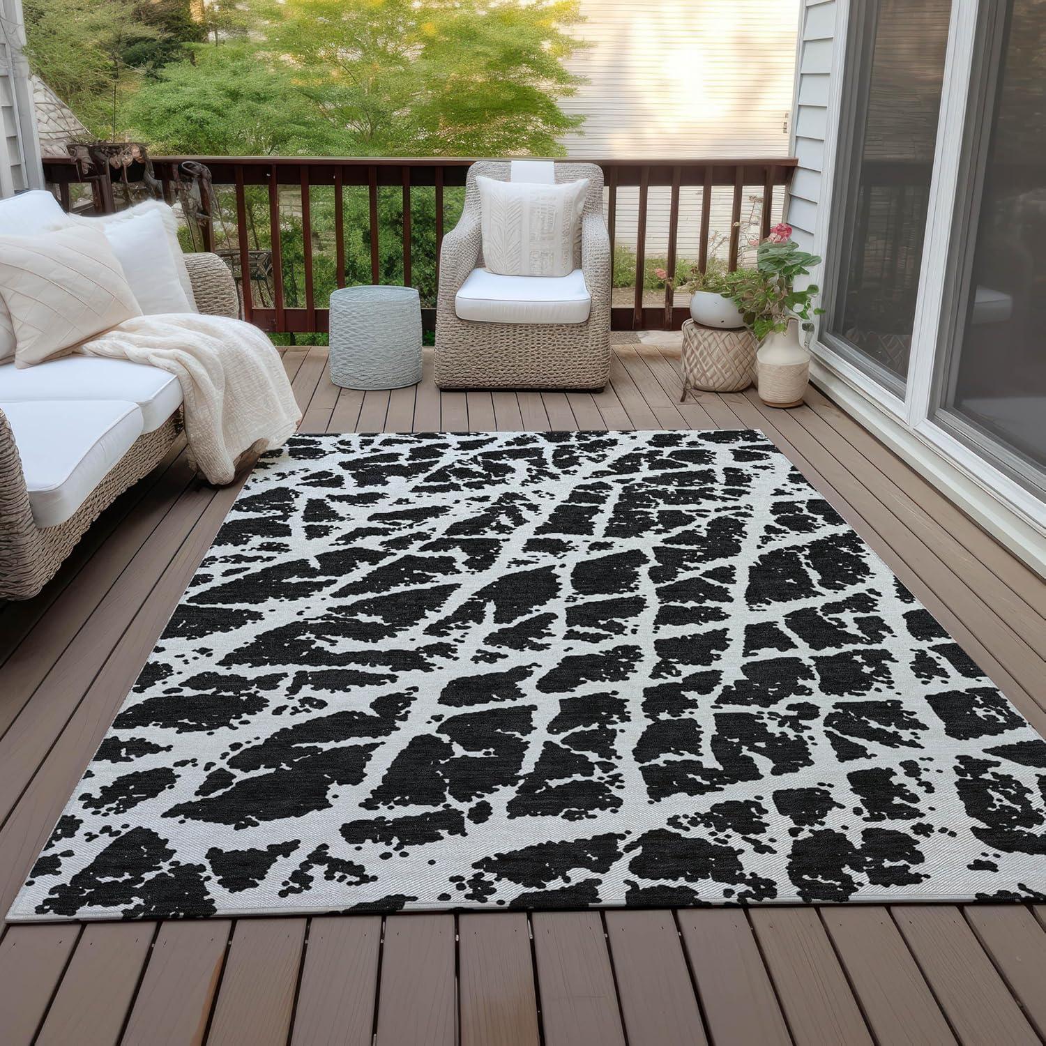 Black and White Synthetic Washable Rectangular Area Rug