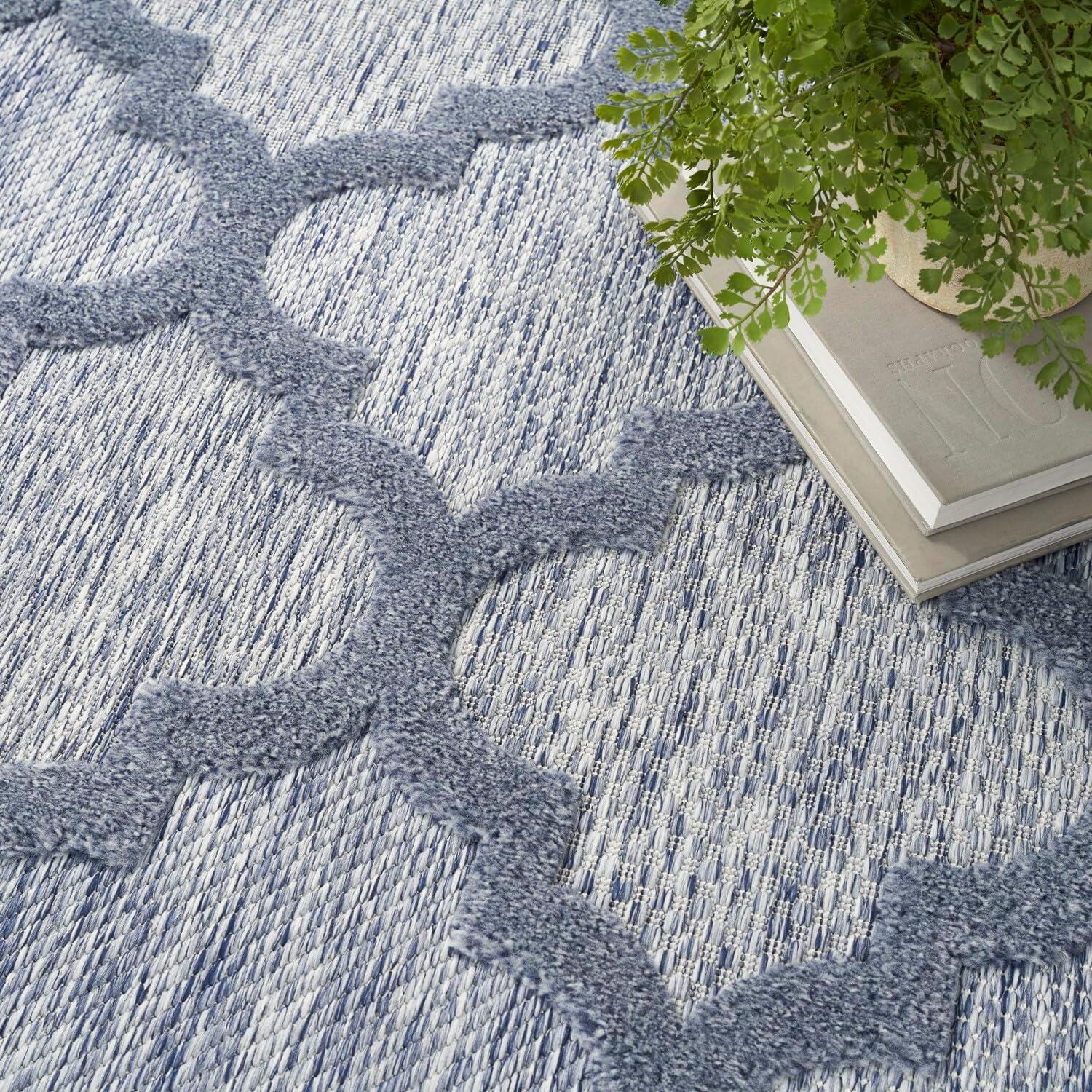 Denim Blue and White Synthetic Trellis Flat Woven Rug 7' x 10'