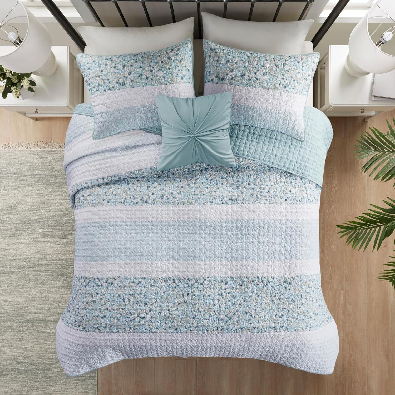 4 Piece Seersucker Coverlet Set with Throw Pillow